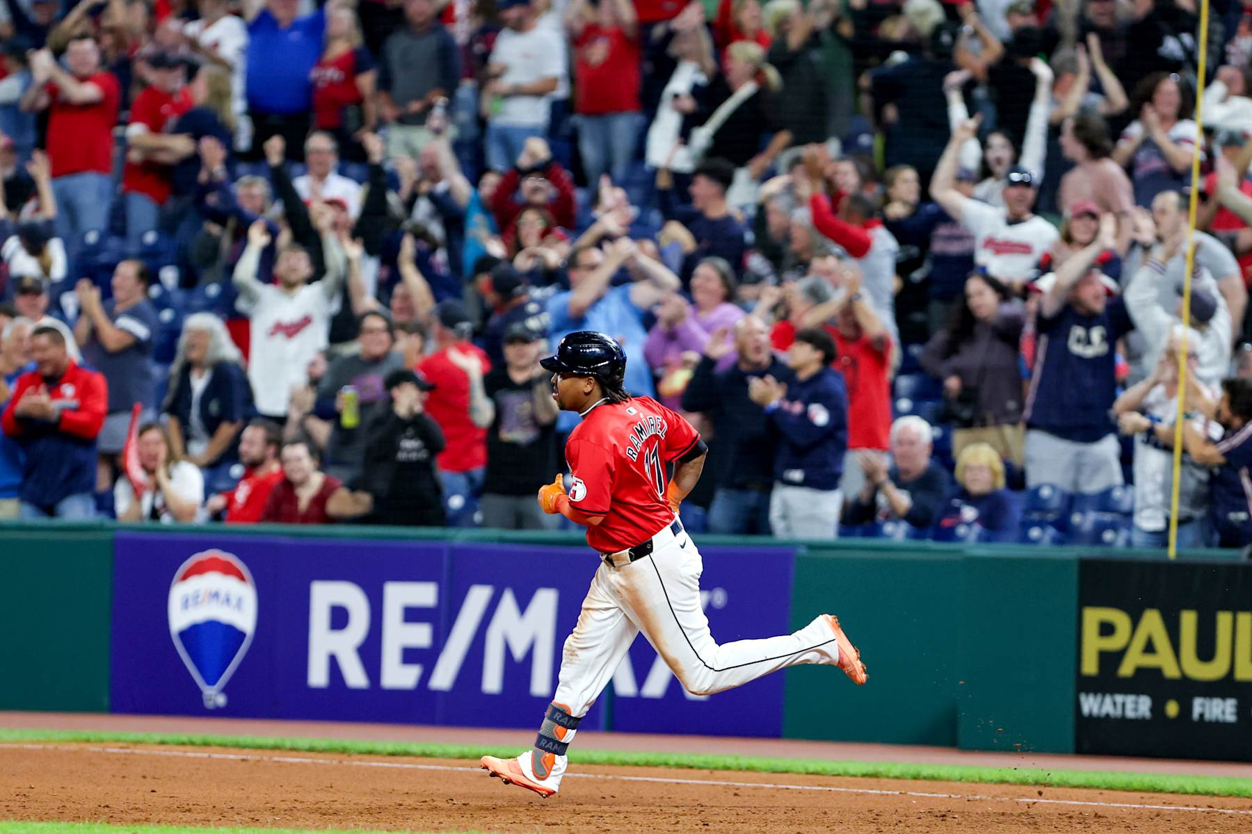 CLEVELAND, OH - SEPTEMBER 25: The fans erupt as Cleveland Guardians third baseman Jose Ramirez (11) rounds the bases after hitting a 3-run home run during the eighth inning of the Major League Baseball Interleague game between the Cincinnati Reds and Cleveland Guardians on September 25, 2024, at Progressive Field in Cleveland, OH. (Photo by Frank Jansky/Icon Sportswire via Getty Images)