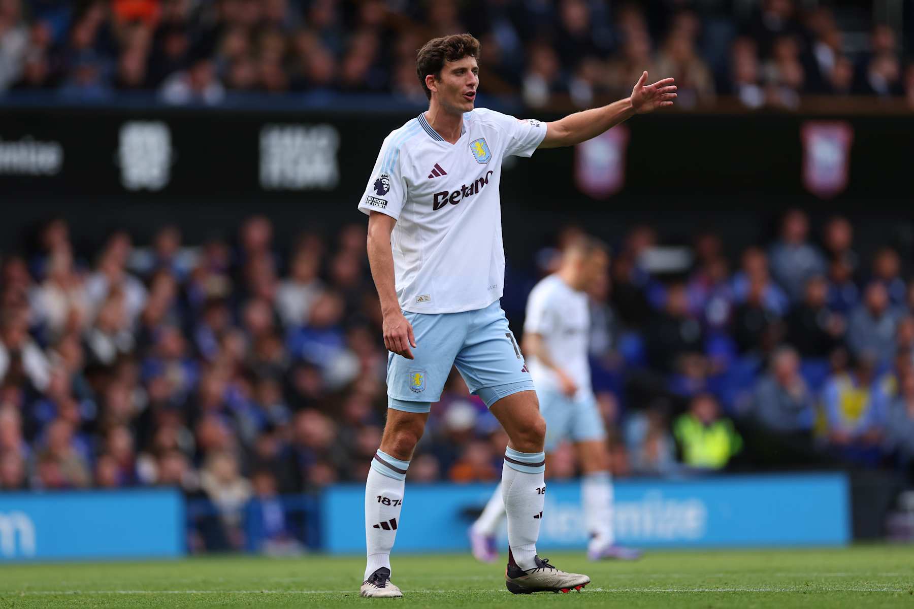 IPSWICH, ENGLAND - SEPTEMBER 29: Pau Torres of Aston Villa during the Premier League match between Ipswich Town FC and Aston Villa FC at Portman Road on September 29, 2024 in Ipswich, England. (Photo by Marc Atkins/Getty Images)