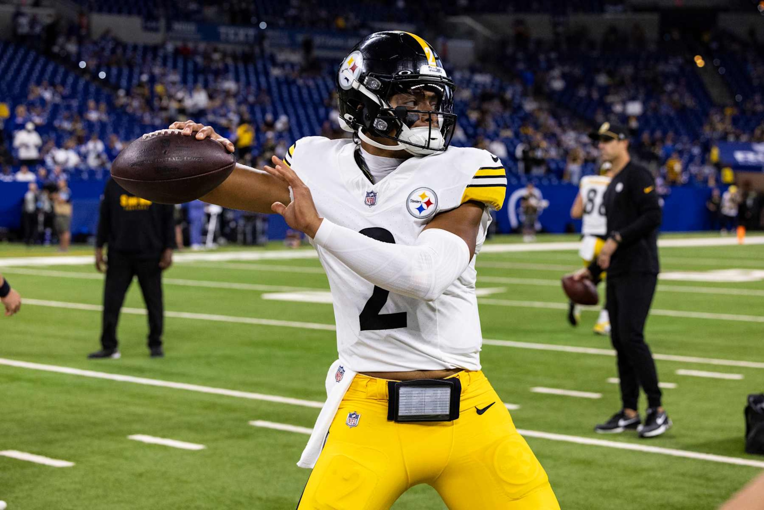 Steelers QB Justin Fields