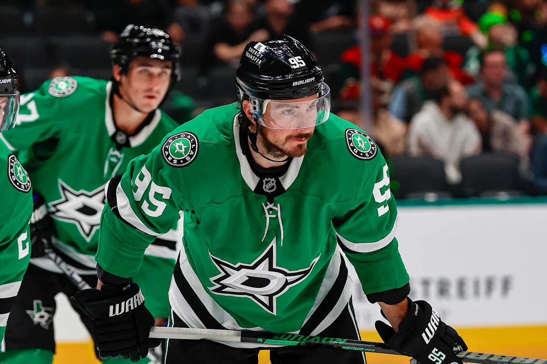 DALLAS, TX - SEPTEMBER 27: Dallas Stars center Matt Duchene (95) waits for the face-off during the game between the Dallas Stars and the Minnesota Wild on September 25, 2024 at American Airlines Center in Dallas, Texas. (Photo by Matthew Pearce/Icon Sportswire via Getty Images)