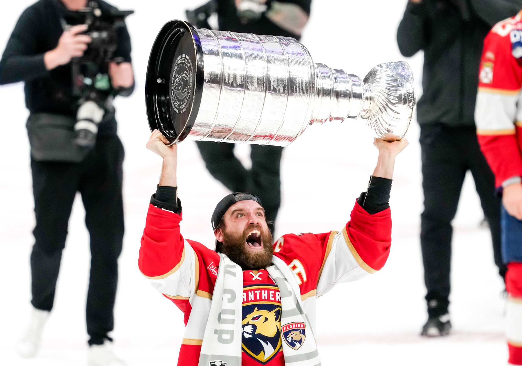 SUNRISE, FL - JUNE 24: Florida Panthers defenseman Aaron Ekblad (5) raise the Stanley cup during the NHL Stanley Cup Finals, Game 7 between the Florida Panthers and Edmonton Oilers on June 24th, 2024 at Amerant Bank Arena in Sunrise, FL. (Photo by Andrew Bershaw/Icon Sportswire via Getty Images)