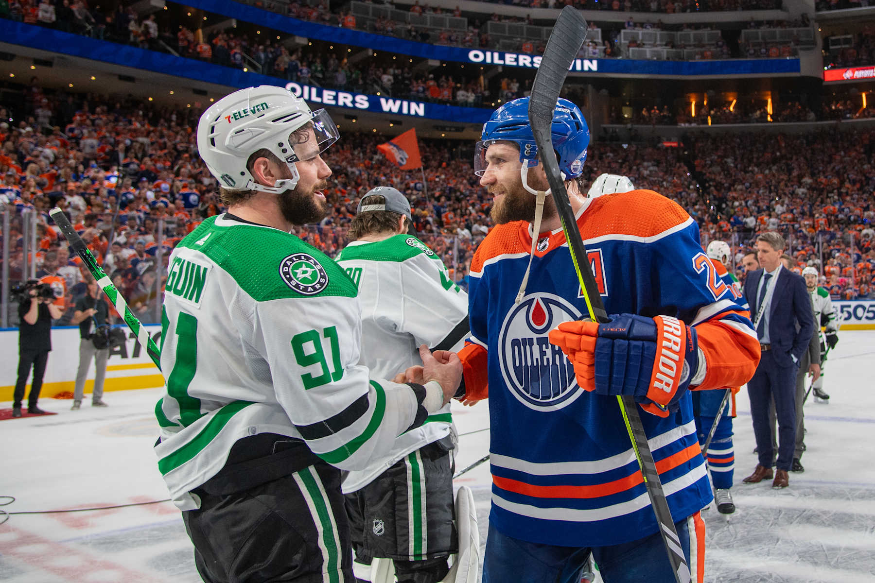 EDMONTON, CANADA - JUNE 02: Leon Draisaitl #29 of the Edmonton Oilers shakes hands with Tyler Seguin #91 of the Dallas Stars after Game Six of the Western Conference Final of the 2024 Stanley Cup Playoffs at Rogers Place on June 2, 2024, in Edmonton, Alberta, Canada. (Photo by Andy Devlin/NHLI via Getty Images)