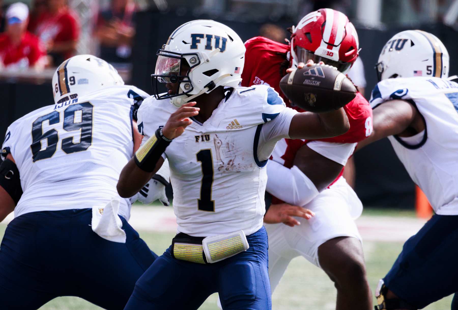 BLOOMINGTON, INDIANA, UNITED STATES - 2024/08/31: Florida International University Panthers quarterback Keyone Jenkins (1) throws against Indiana University during the National Collegiate Athletic Association (NCAA) football game at Memorial Stadium. Indiana Hoosiers 31-7 Florida International University. (Photo by Jeremy Hogan/SOPA Images/LightRocket via Getty Images)