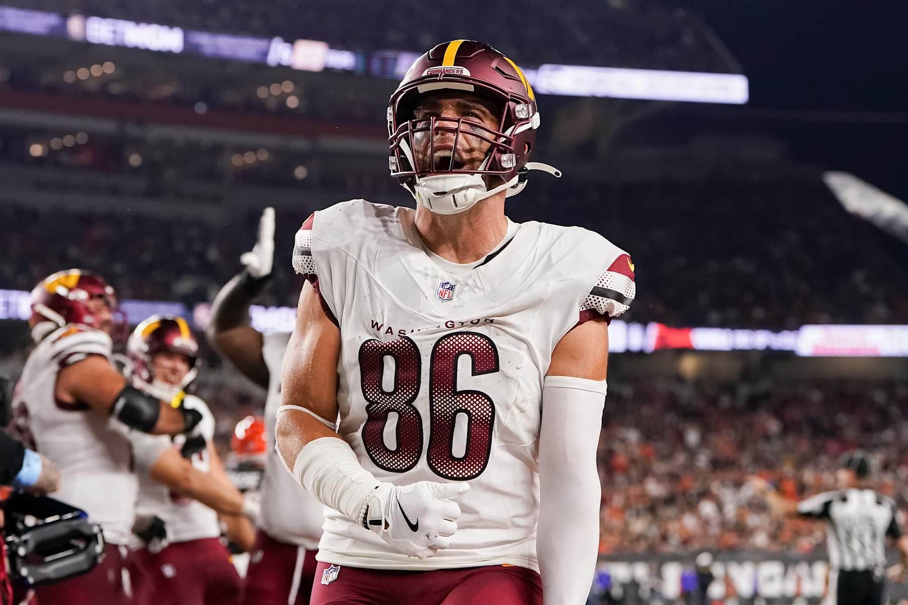 CINCINNATI, OHIO - SEPTEMBER 23: Zach Ertz #86 of the Washington Commanders reacts in the third quarter against the Cincinnati Bengals at Paycor Stadium on September 23, 2024 in Cincinnati, Ohio. (Photo by Dylan Buell/Getty Images)
