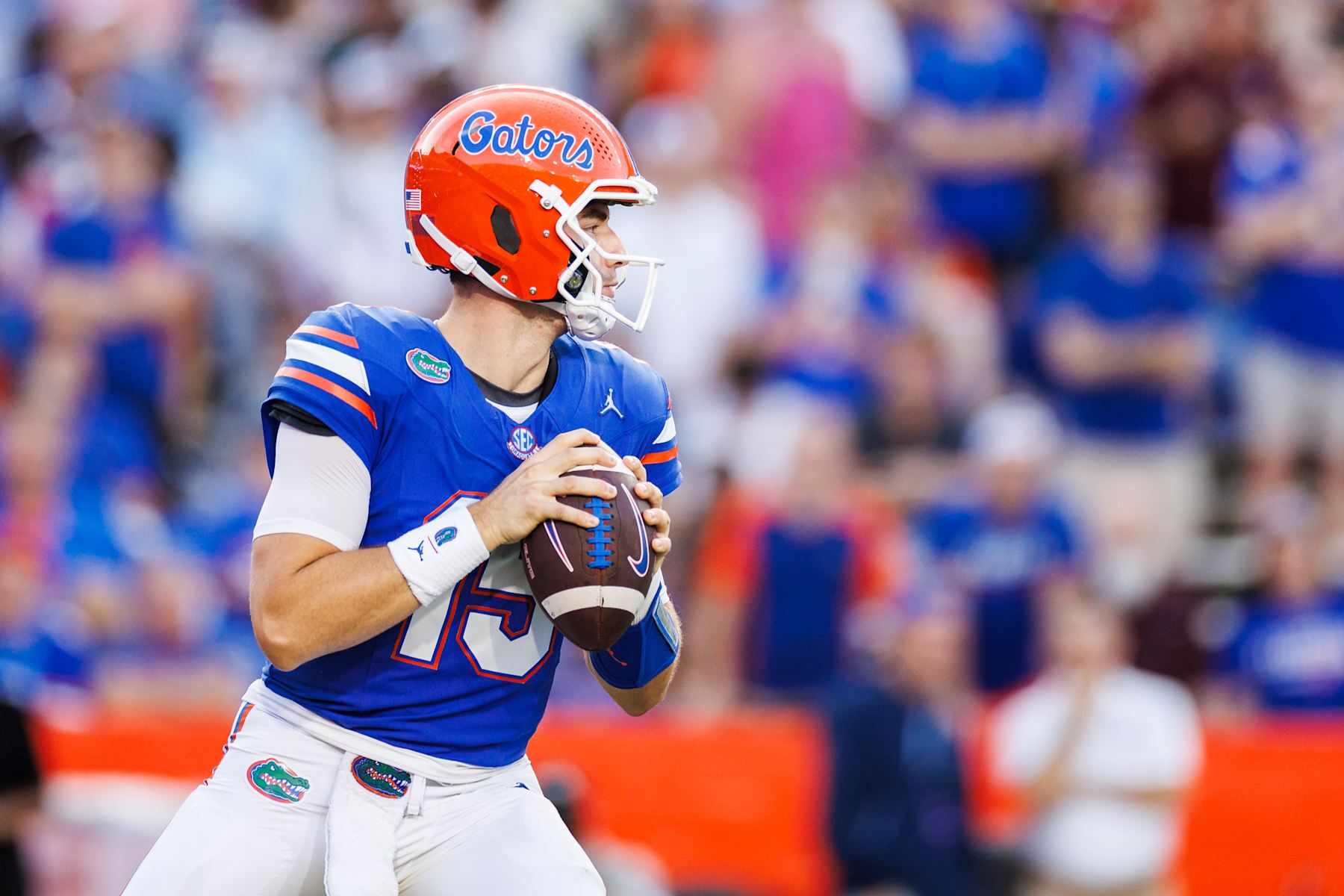 GAINESVILLE, FLORIDA - SEPTEMBER 14: Graham Mertz #15 of the Florida Gators looks to pass during the second half of a game against the Texas A&M Aggies at Ben Hill Griffin Stadium on September 14, 2024 in Gainesville, Florida. (Photo by James Gilbert/Getty Images)