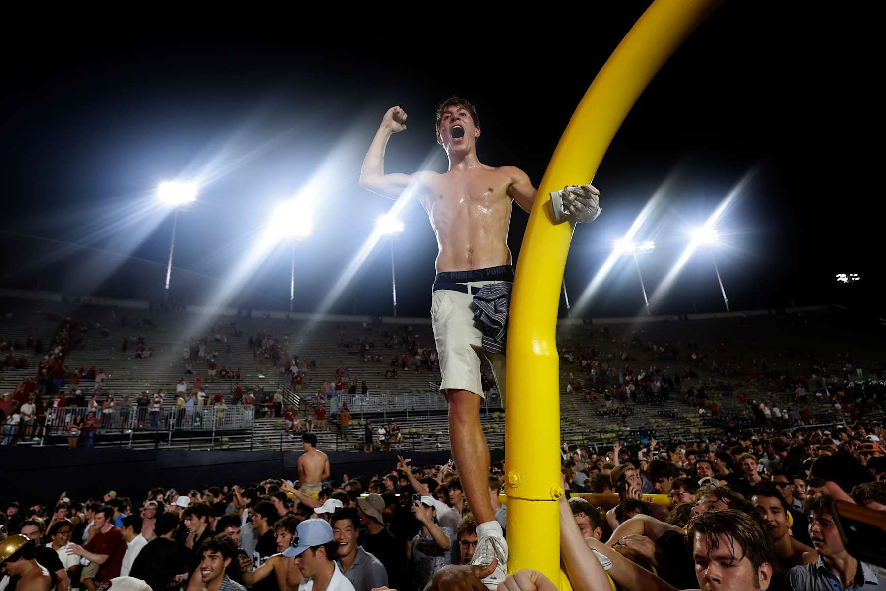 NASHVILLE, TN - OCTOBER 05: Vanderbilt Commodores fans march the goal posts around the field following a game between the Vanderbilt Commodores and Alabama Crimson Tide, October 5, 2024 at FirstBank Stadium in Nashville, Tennessee. (Photo by Matthew Maxey/Icon Sportswire via Getty Images)
