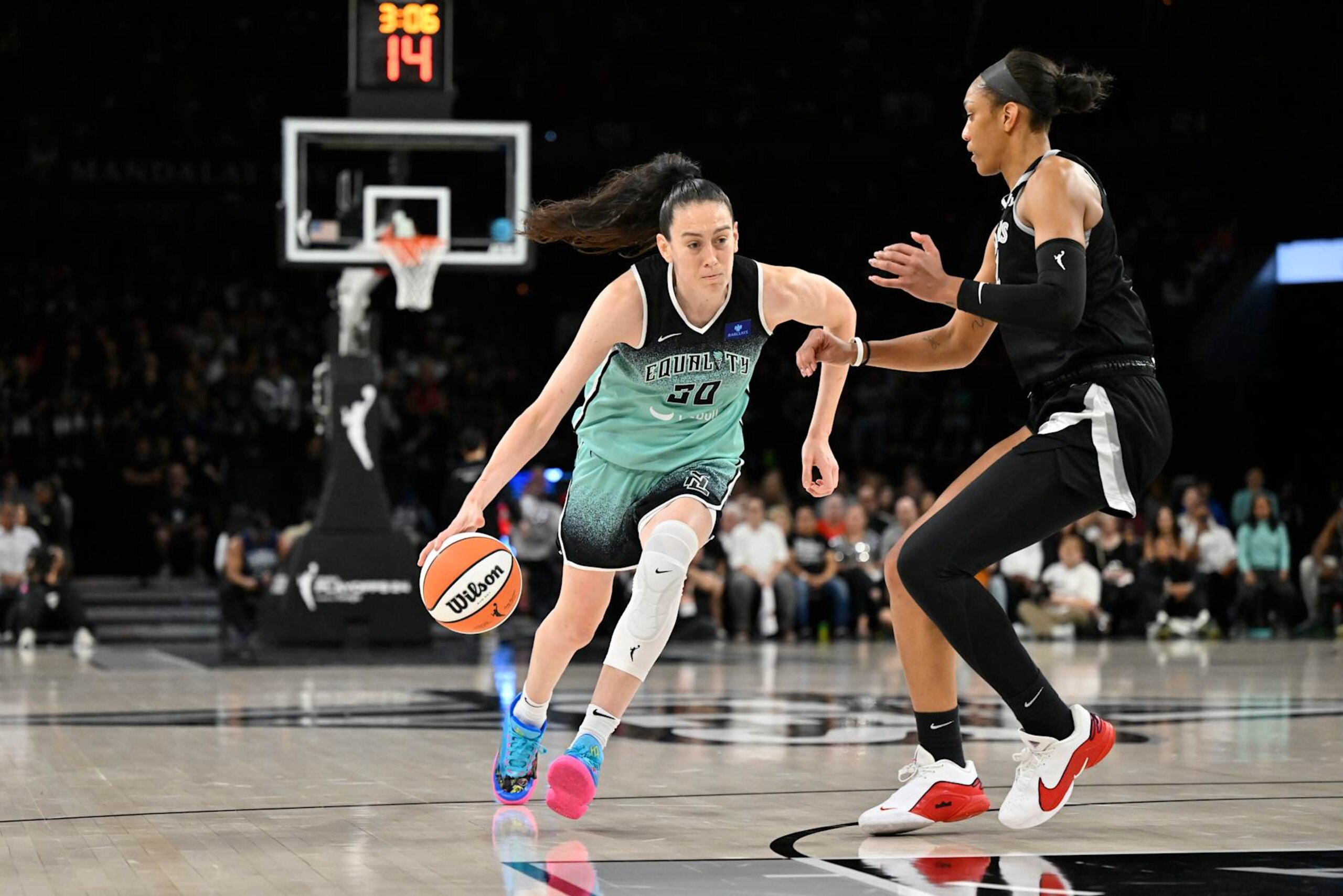 LAS VEGAS, NV - OCTOBER 6: Breanna Stewart #30 of the New York Liberty drives to the basket during the game against the Las Vegas Aces during Round 2 Game 4 of the 2024 WNBA Playoffs on October 6, 2024 at Michelob ULTRA Arena in Las Vegas, Nevada. NOTE TO USER: User expressly acknowledges and agrees that, by downloading and or using this photograph, User is consenting to the terms and conditions of the Getty Images License Agreement. Mandatory Copyright Notice: Copyright 2024 NBAE (Photo by David Becker/NBAE via Getty Images) LAS VEGAS, NV - OCTOBER 6: Breanna Stewart #30 of the New York Liberty drives to the basket during the game against the Las Vegas Aces during Round 2 Game 4 of the 2024 WNBA Playoffs on October 6, 2024 at Michelob ULTRA Arena in Las Vegas, Nevada. NOTE TO USER: User expressly acknowledges and agrees that, by downloading and or using this photograph, User is consenting to the terms and conditions of the Getty Images License Agreement. Mandatory Copyright Notice: Copyright 2024 NBAE (Photo by David Becker/NBAE via Getty Images)