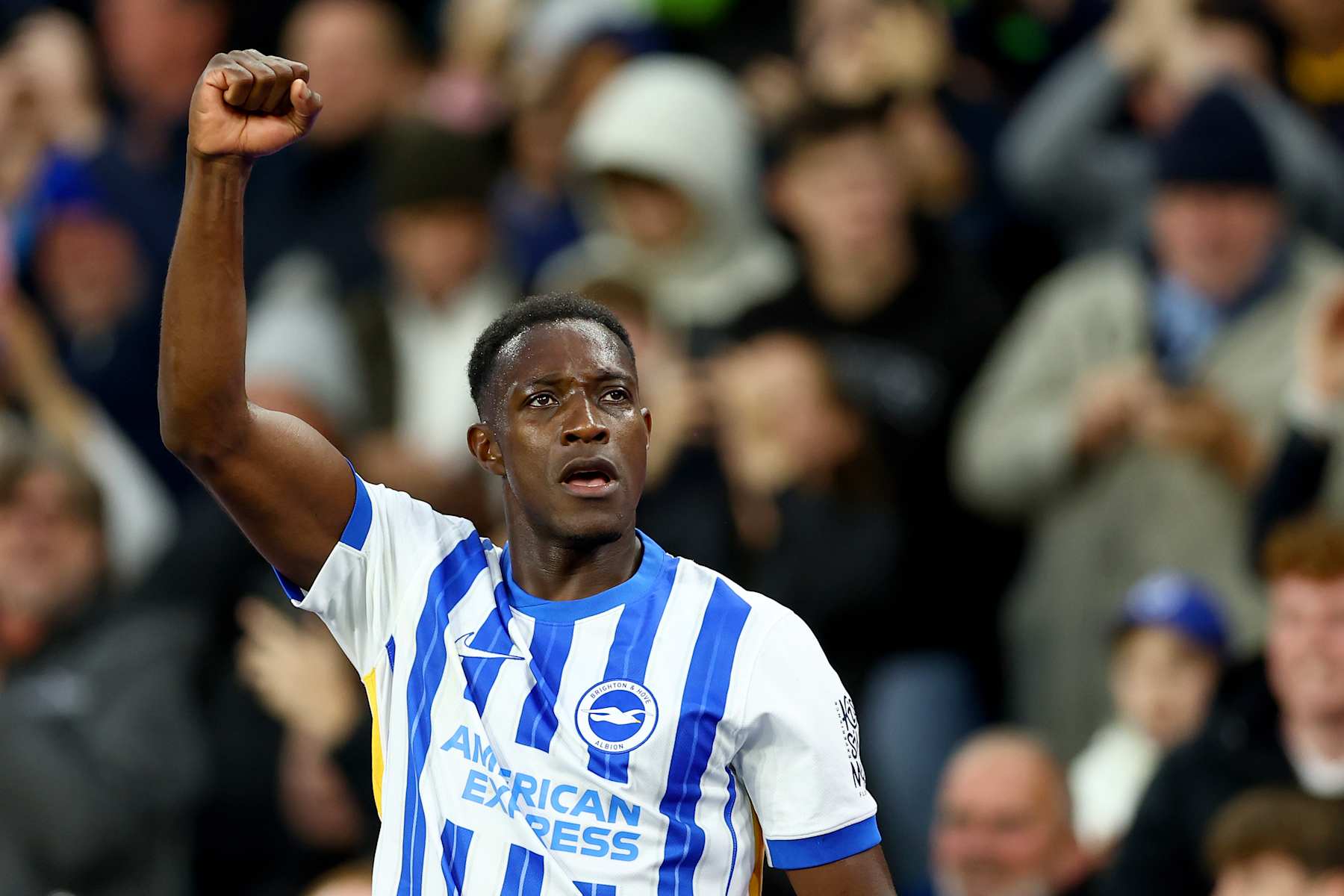 BRIGHTON, ENGLAND - OCTOBER 06: Danny Welbeck of Brighton & Hove Albion celebrates scoring his team's third goal during the Premier League match between Brighton & Hove Albion FC and Tottenham Hotspur FC at Amex Stadium on October 06, 2024 in Brighton, England. (Photo by Bryn Lennon/Getty Images)