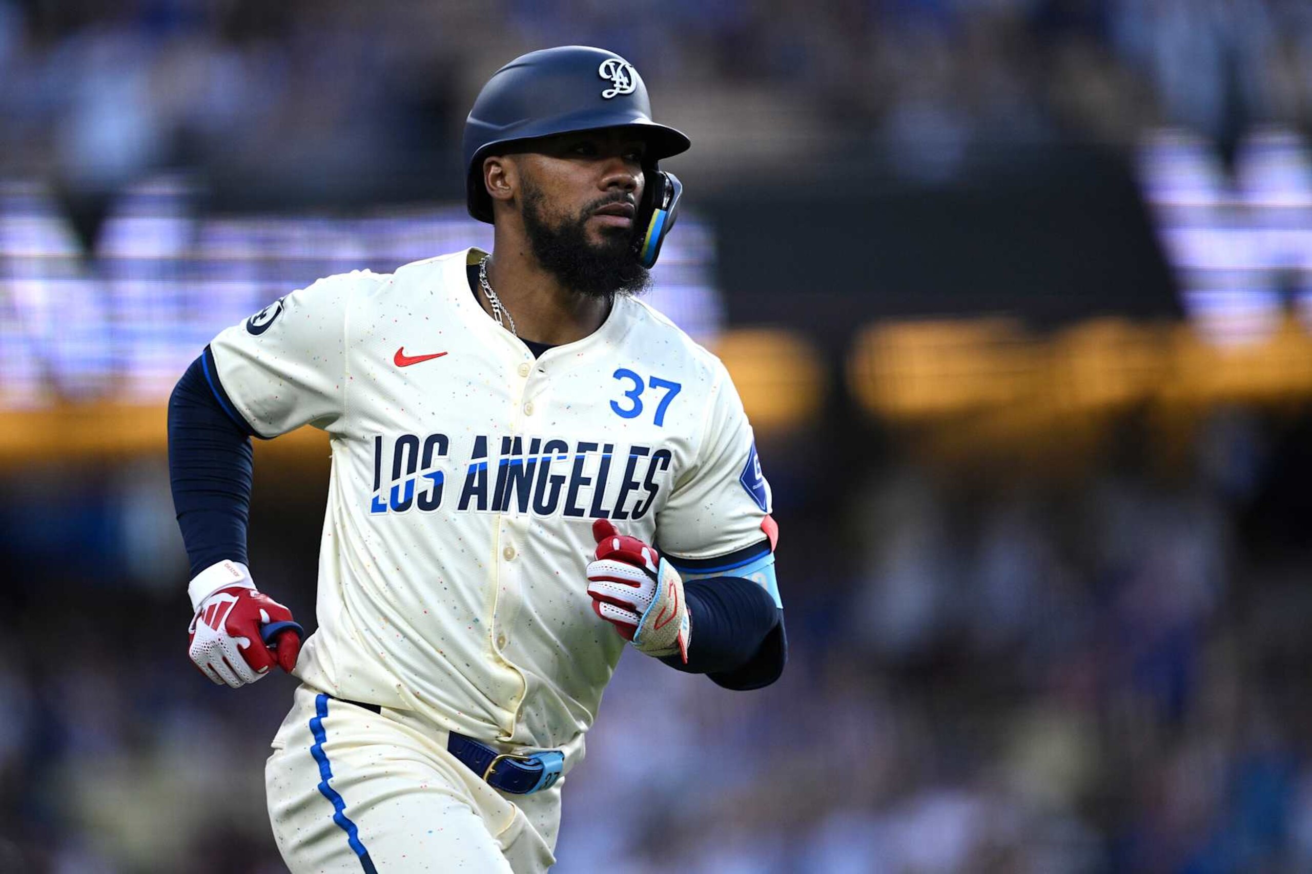LOS ANGELES, CALIFORNIA - AUGUST 10: Teoscar Hernández #37 of the Los Angeles Dodgers rounds the bases after hitting a home run against the Pittsburgh Pirates during the fifth inning at Dodger Stadium on August 10, 2024 in Los Angeles, California. (Photo by Orlando Ramirez/Getty Images)