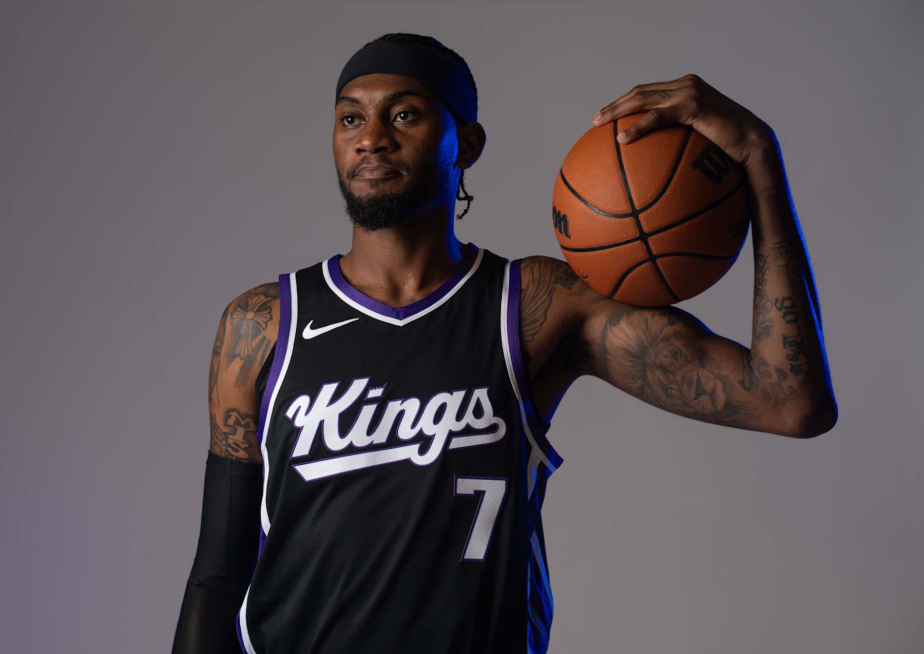SACRAMENTO, CALIFORNIA - SEPTEMBER 30: Jalen McDaniels poses for a photo during a media day photo shoot at Sacramento Kings Practice Facility on September 30, 2024 in Sacramento, California. NOTE TO USER: User expressly acknowledges and agrees that, by downloading and or using this photograph, User is consenting to the terms and conditions of the Getty Images License Agreement. (Photo by John Todd/Getty Images)