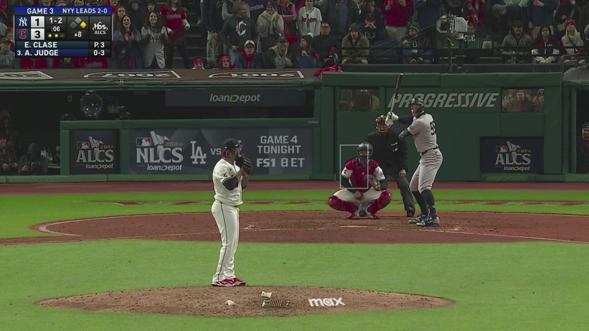 Video Klay Thompson Reacts to Draymond Green Saying He'll 'Run Through