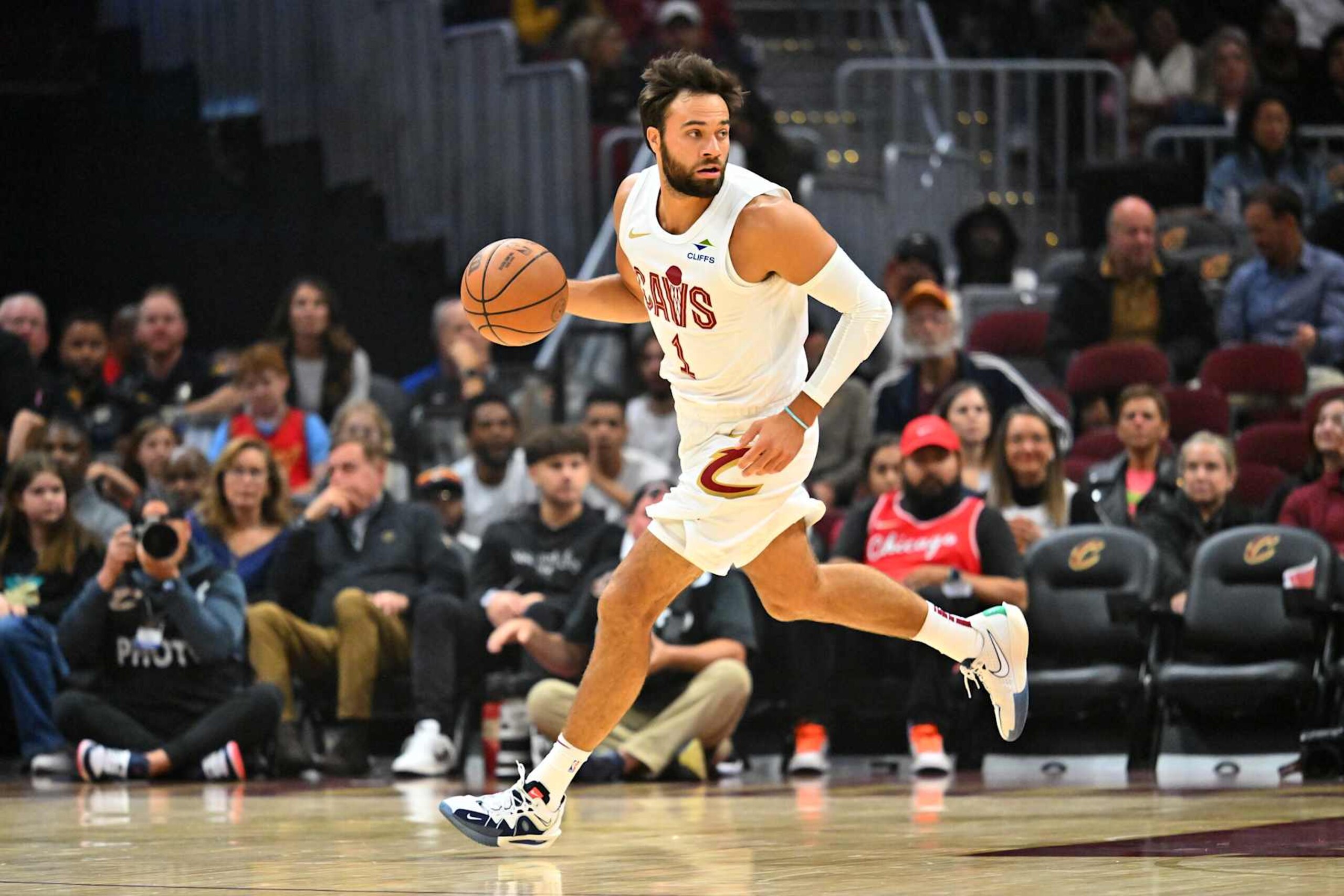 CLEVELAND, OHIO - OCTOBER 08: Max Strus #1 of the Cleveland Cavaliers brings the ball up court during the first half of a preseason game against the Chicago Bulls at Rocket Mortgage Fieldhouse on October 08, 2024 in Cleveland, Ohio. NOTE TO USER: User expressly acknowledges and agrees that, by downloading and or using this photograph, User is consenting to the terms and conditions of the Getty Images License Agreement. (Photo by Jason Miller/Getty Images) CLEVELAND, OHIO - OCTOBER 08: Max Strus #1 of the Cleveland Cavaliers brings the ball up court during the first half of a preseason game against the Chicago Bulls at Rocket Mortgage Fieldhouse on October 08, 2024 in Cleveland, Ohio. NOTE TO USER: User expressly acknowledges and agrees that, by downloading and or using this photograph, User is consenting to the terms and conditions of the Getty Images License Agreement. (Photo by Jason Miller/Getty Images)