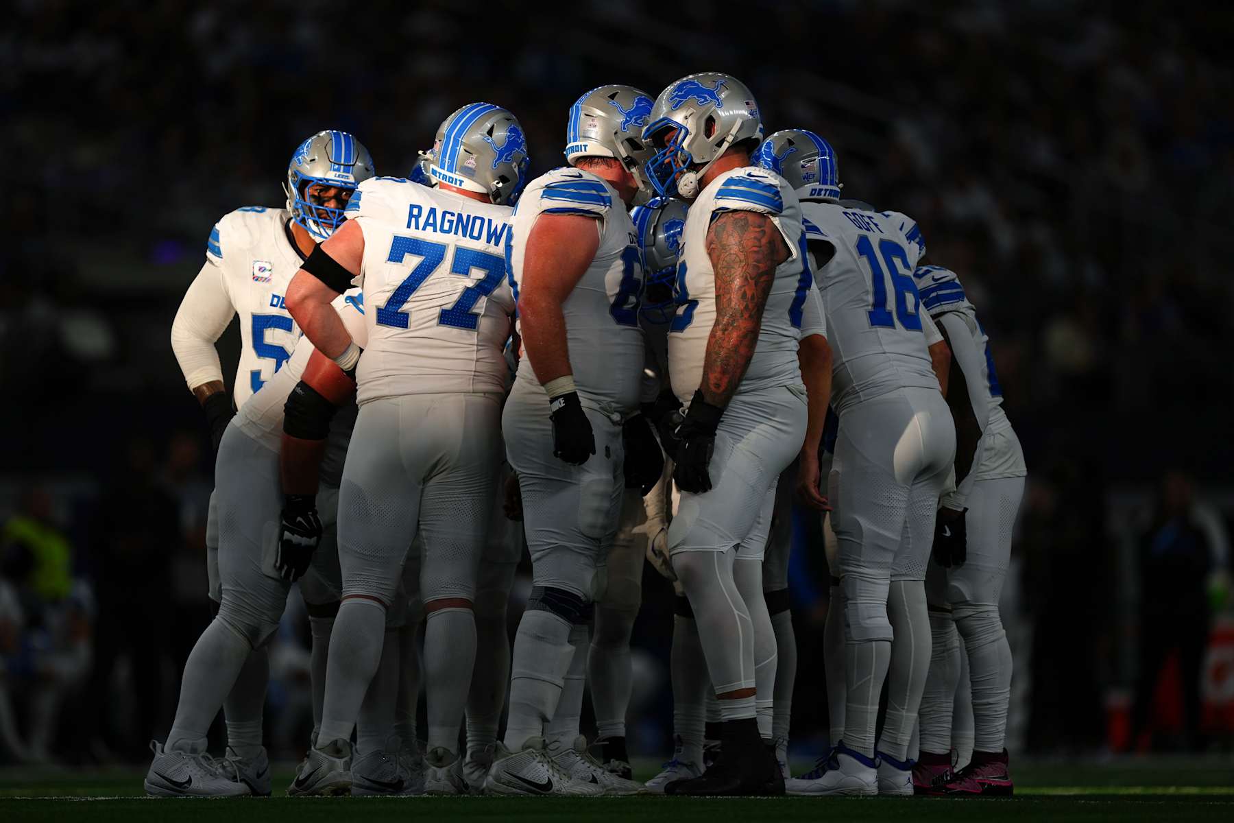 NFL Trade Rumors: Lions Eye DE amid Aidan Hutchinson Injury; Za'Darius  Smith Linked