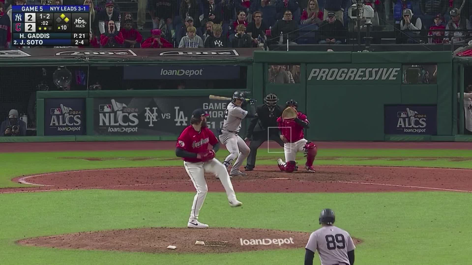 TMZ Former NFL WR DeSean Jackson's Dodge Challenger Hellcat Car Stolen