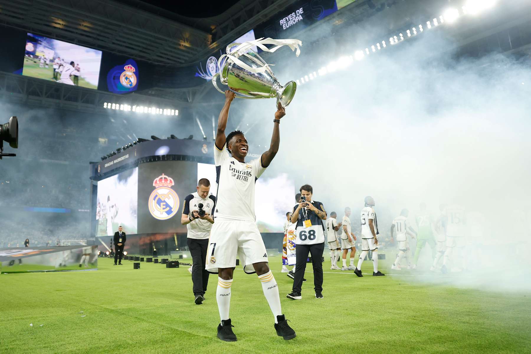 MADRID, SPAIN - JUNE 02: Vinicius Jr. of Real Madrid celebrates the 15th UCL Title in Santiago Bernabéu Stadium on June 02, 2024 in Madrid, Spain. (Photo by Pedro Castillo/Real Madrid via Getty Images)