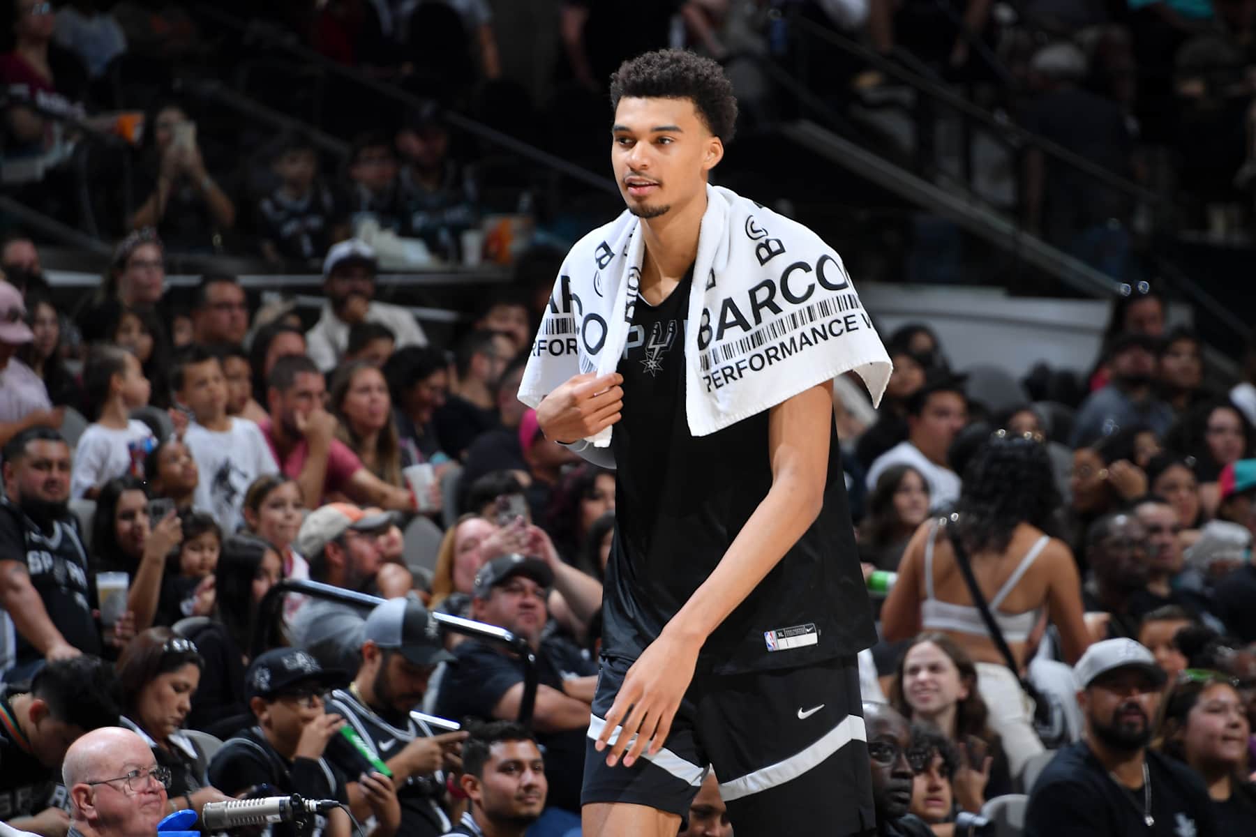 San Antonio TX, - October 19, 2024: Victor Wembanyama #1 looks on during the Spurs Open Scrimmage on October 19, 2024 at the Frost Bank Center in San Antonio Texas. NOTE TO USER: User expressly acknowledges and agrees that, by downloading and or using this photograph, user is consenting to the terms and conditions of the Getty Images License Agreement. Mandatory Copyright Notice: Copyright 2024 NBAE (Photos by Michael Gonzales/NBAE via Getty Images)