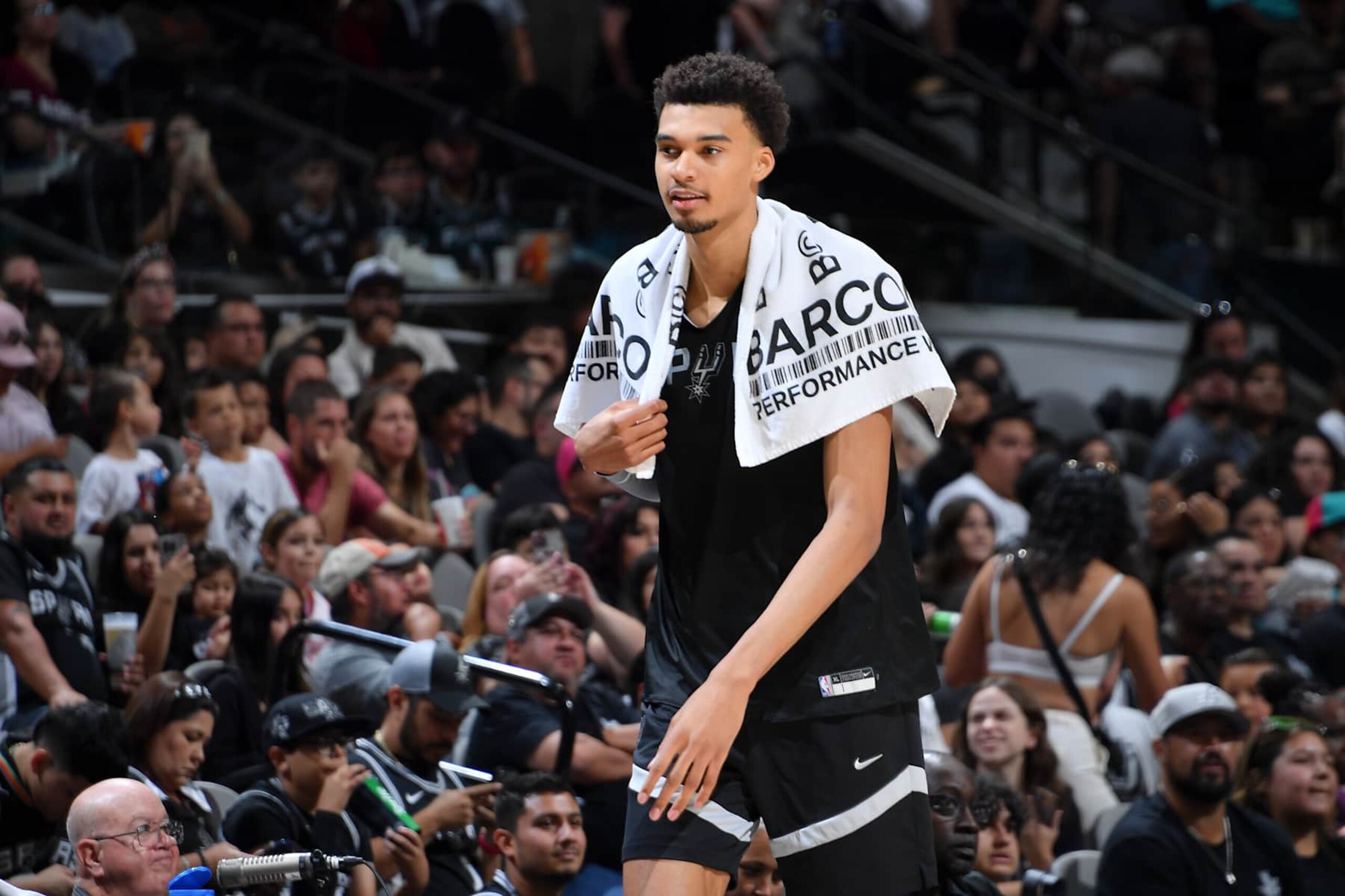 San Antonio TX, - October 19, 2024: Victor Wembanyama #1 looks on during the Spurs Open Scrimmage on October 19, 2024 at the Frost Bank Center in San Antonio Texas. NOTE TO USER: User expressly acknowledges and agrees that, by downloading and or using this photograph, user is consenting to the terms and conditions of the Getty Images License Agreement. Mandatory Copyright Notice: Copyright 2024 NBAE (Photos by Michael Gonzales/NBAE via Getty Images)