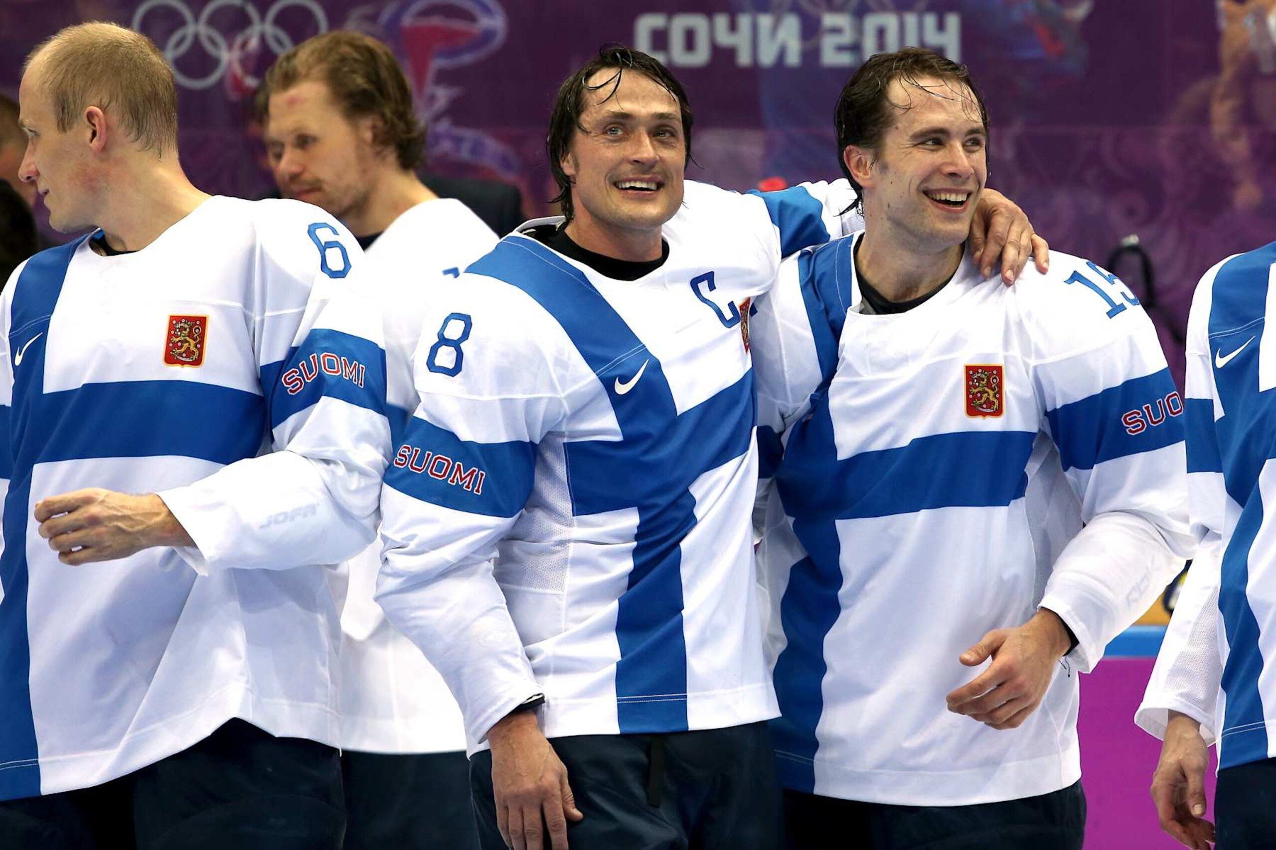 Teemu Selanne and Tuomo Ruutu