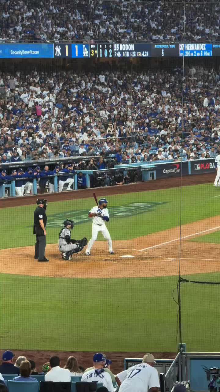 Dodgers B2B Homers