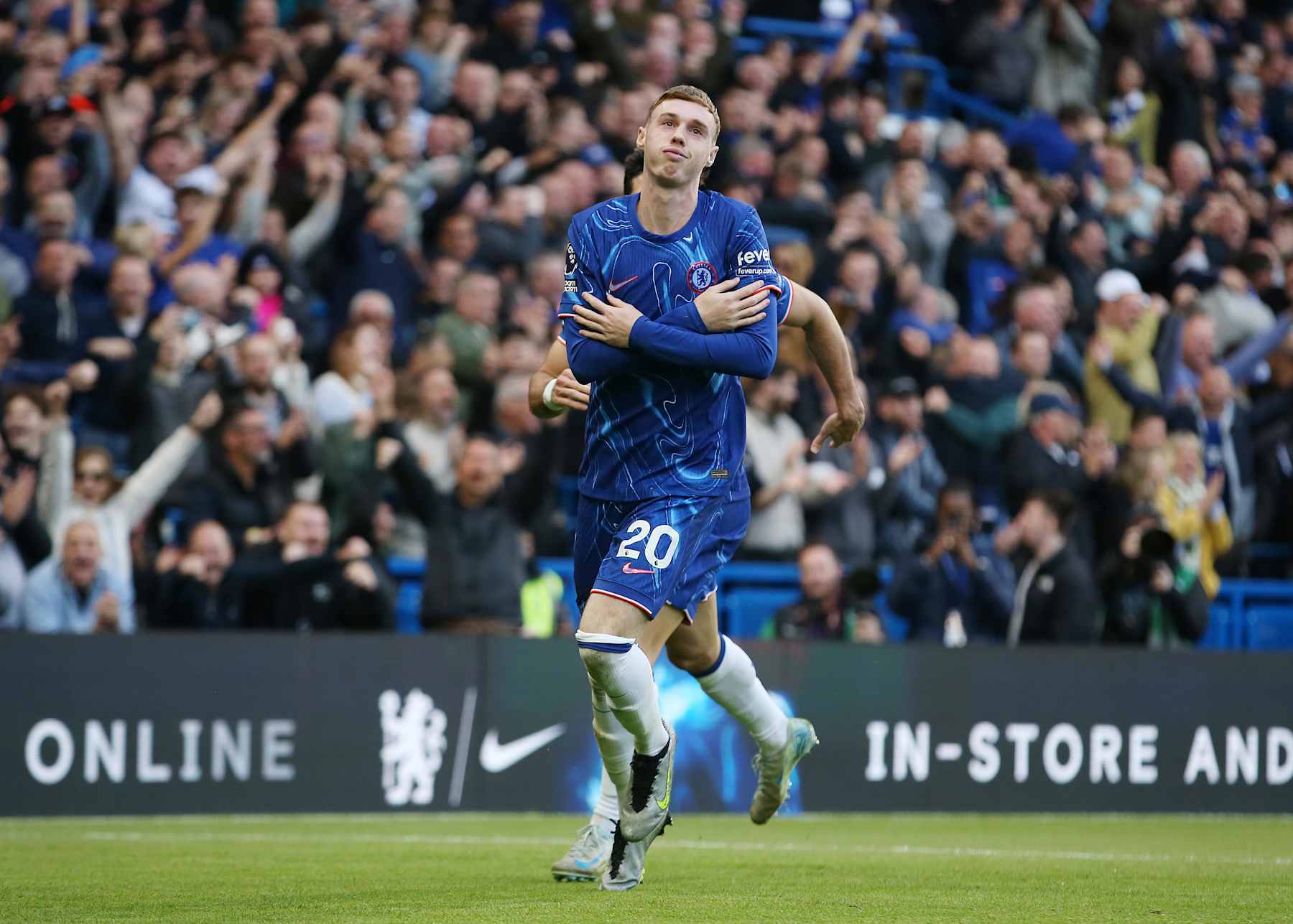 LONDON, ENGLAND - OCTOBER 27: Cole Palmer of Chelsea goal celebration after scoring a goal to put Chelsea 2-1 ahead during the Premier League match between Chelsea FC and Newcastle United FC at Stamford Bridge on October 27, 2024 in London, England. (Photo by Crystal Pix/MB Media/Getty Images)