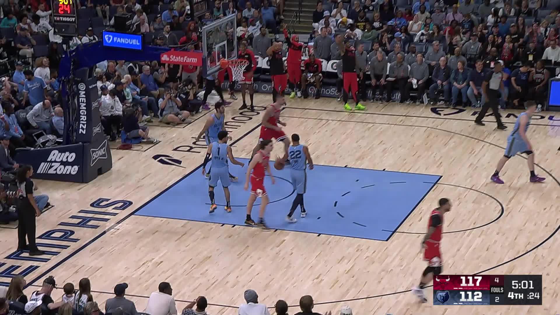 Zach LaVine Posts 30