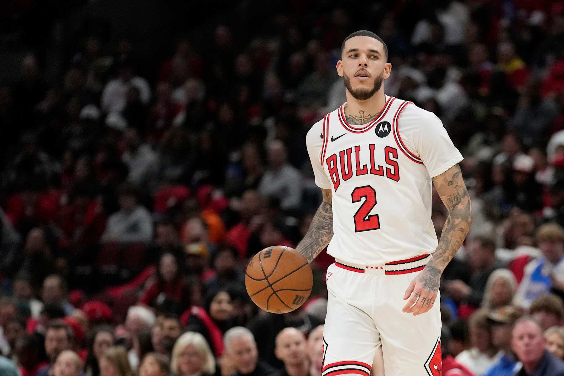 CHICAGO, ILLINOIS - OCTOBER 26: Lonzo Ball #2 of the Chicago Bulls dribbles the ball against the Oklahoma City Thunder in the third quarter during a game at the United Center on October 26, 2024 in Chicago, Illinois. NOTE TO USER: User expressly acknowledges and agrees that, by downloading and or using this photograph, User is consenting to the terms and conditions of the Getty Images License Agreement. (Photo by Patrick McDermott/Getty Images)