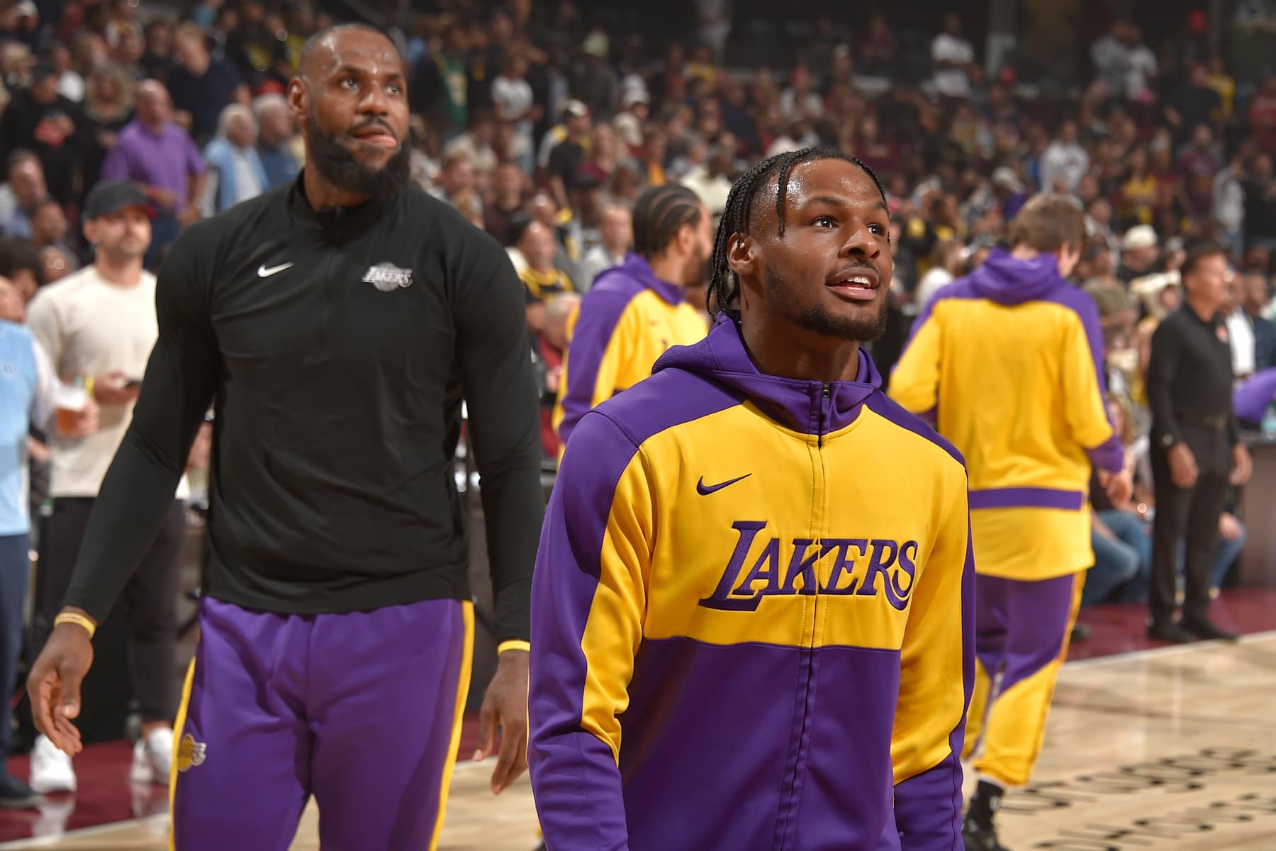 Video: Bronny James Scores 1st Points of NBA Career for Lakers vs. Cavs, Excites Fans