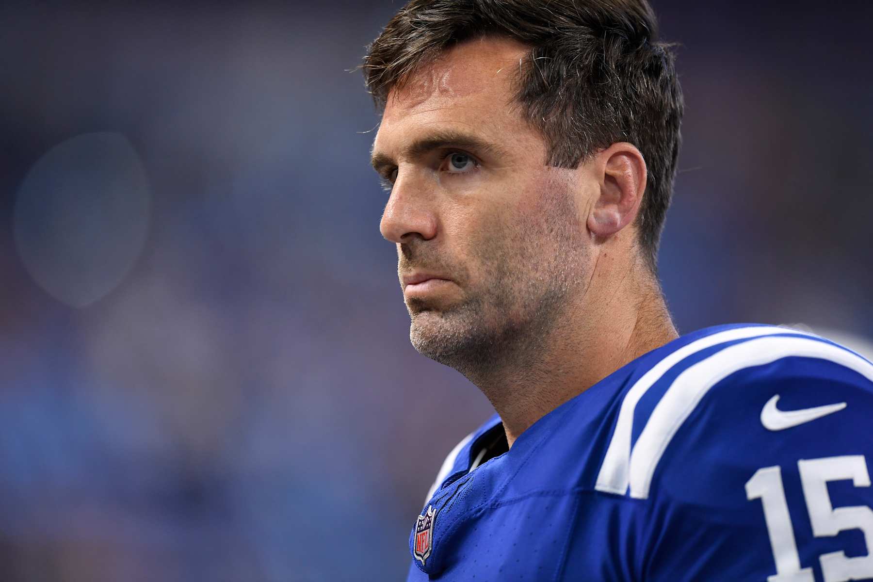 INDIANAPOLIS, IN - OCTOBER 20: Indianapolis Colts Quarterback Joe Flacco (15) looks on before the NFL game between the Miami Dolphins and the Indianapolis Colts on October 20, 2024, at Lucas Oil Stadium in Indianapolis, Indiana.(Photo by Michael Allio/Icon Sportswire via Getty Images)