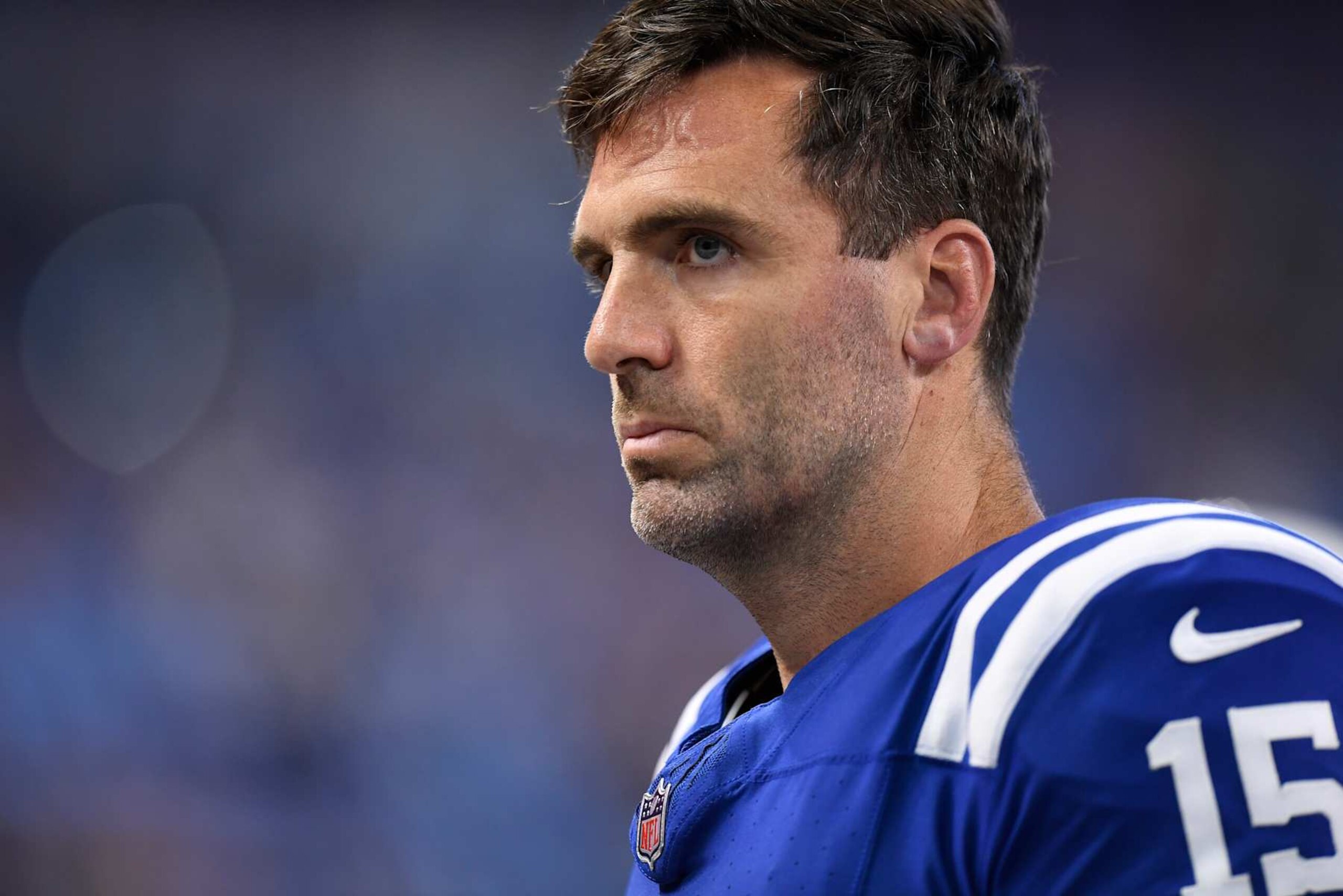 INDIANAPOLIS, IN - OCTOBER 20: Indianapolis Colts Quarterback Joe Flacco (15) looks on before the NFL game between the Miami Dolphins and the Indianapolis Colts on October 20, 2024, at Lucas Oil Stadium in Indianapolis, Indiana.(Photo by Michael Allio/Icon Sportswire via Getty Images)