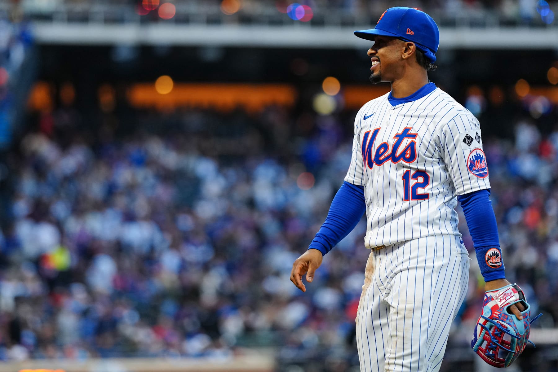 NEW YORK, NY - OCTOBER 18: Francisco Lindor #12 of the New York Mets looks on during Game 5 of the NLCS presented by loanDepot between the Los Angeles Dodgers and the New York Mets at Citi Field on Friday, October 18, 2024 in New York, New York. (Photo by Daniel Shirey/MLB Photos via Getty Images)