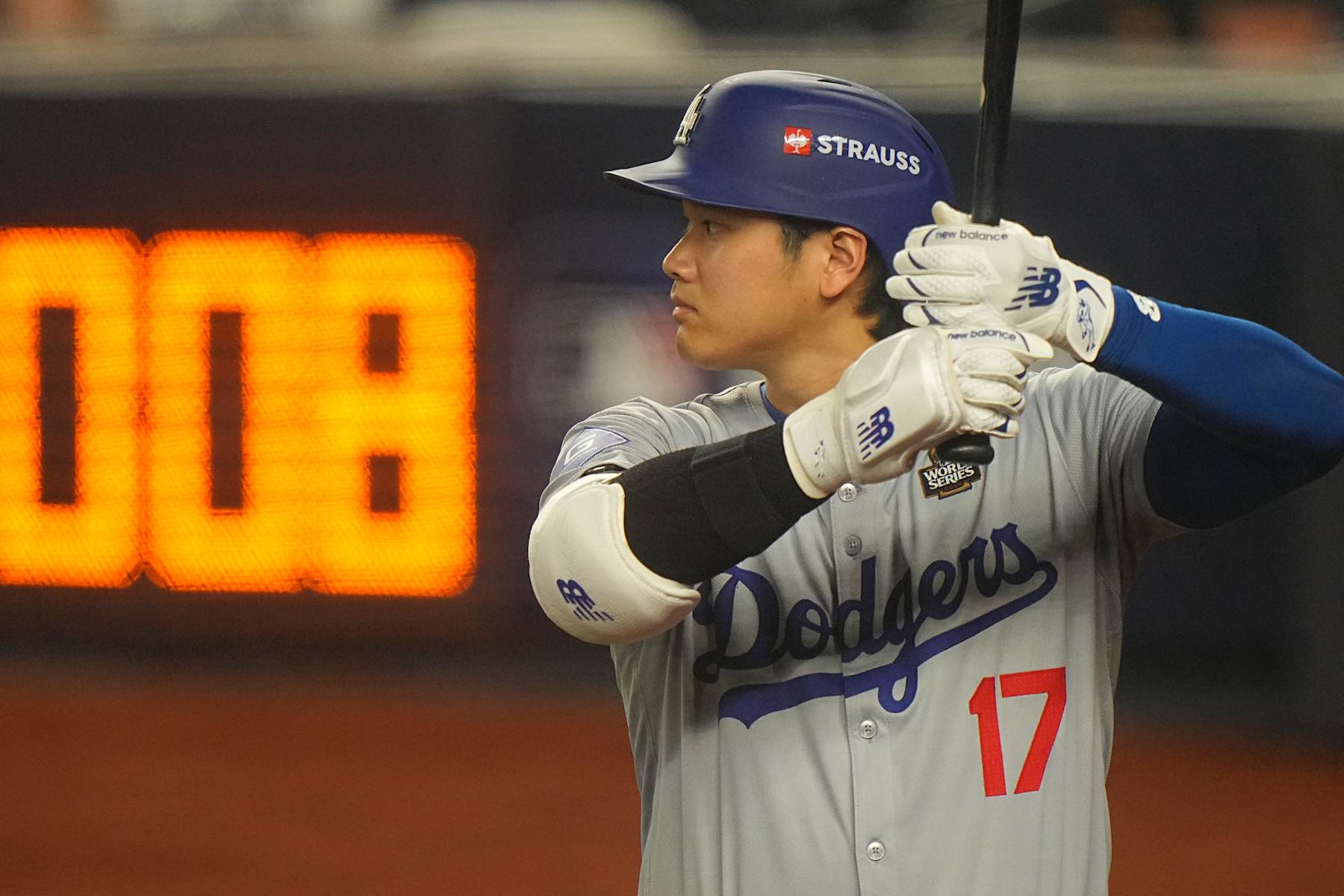 Baseball: World Series: Los Angeles Dodgers Shohei Ohtani (17) in action, at bat vs New York Yankees at Yankee Stadium. Game 5.
Bronx, NY 10/30/2024
CREDIT: Erick W. Rasco (Photo by Erick W. Rasco/Sports Illustrated via Getty Images)
(Set Number: X164636 TK1)