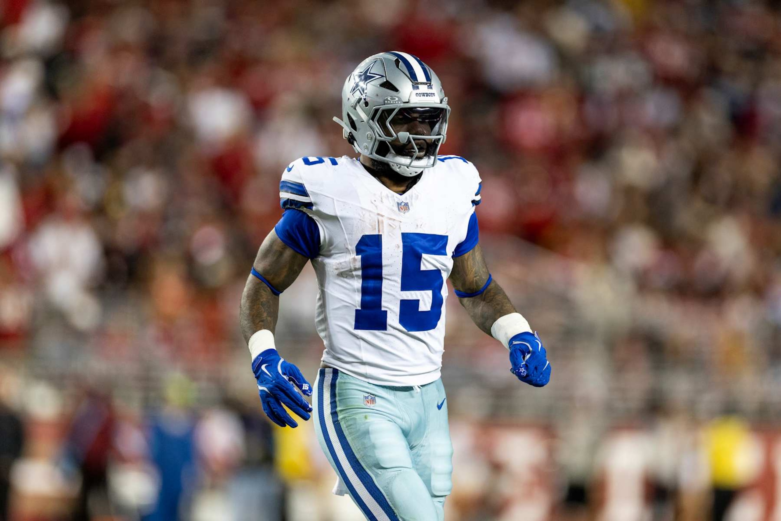 SANTA CLARA, CALIFORNIA - OCTOBER 27: Ezekiel Elliott #15 of the Dallas Cowboys looks on during an NFL Football game against the San Francisco 49ers at Levi's Stadium on October 27, 2024 in Santa Clara, California. (Photo by Michael Owens/Getty Images) SANTA CLARA, CALIFORNIA - OCTOBER 27: Ezekiel Elliott #15 of the Dallas Cowboys looks on during an NFL Football game against the San Francisco 49ers at Levi's Stadium on October 27, 2024 in Santa Clara, California. (Photo by Michael Owens/Getty Images)