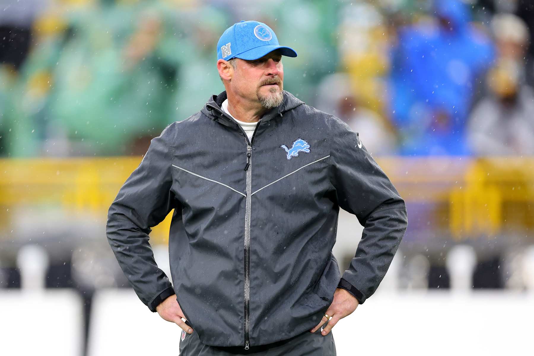 GREEN BAY, WISCONSIN - NOVEMBER 03: Head coach Dan Campbell of the Detroit Lions watches action prior to a game against the Green Bay Packers at Lambeau Field on November 03, 2024 in Green Bay, Wisconsin.  The Lions defeated the Packers 24-14. (Photo by Stacy Revere/Getty Images)