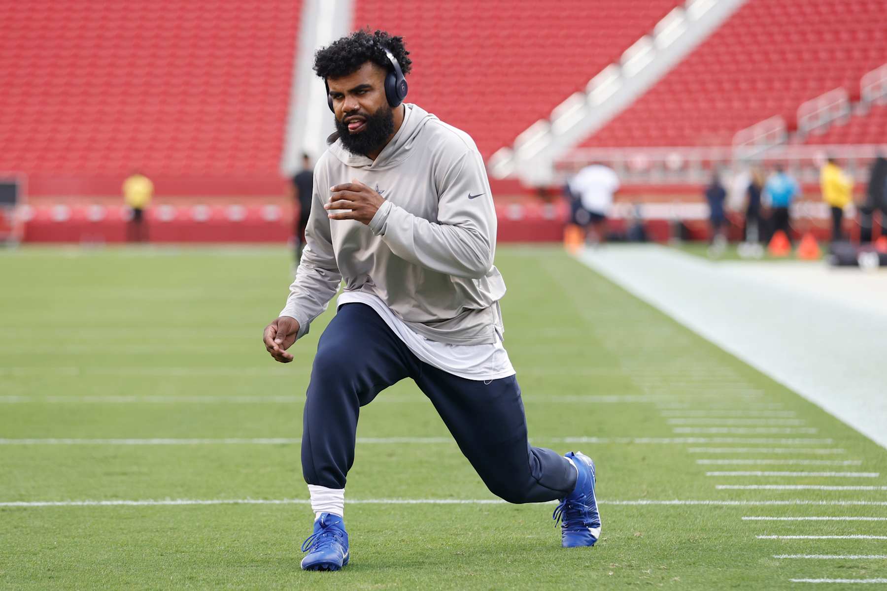 Cowboys' Ezekiel Elliott Will Be Available vs. Eagles After