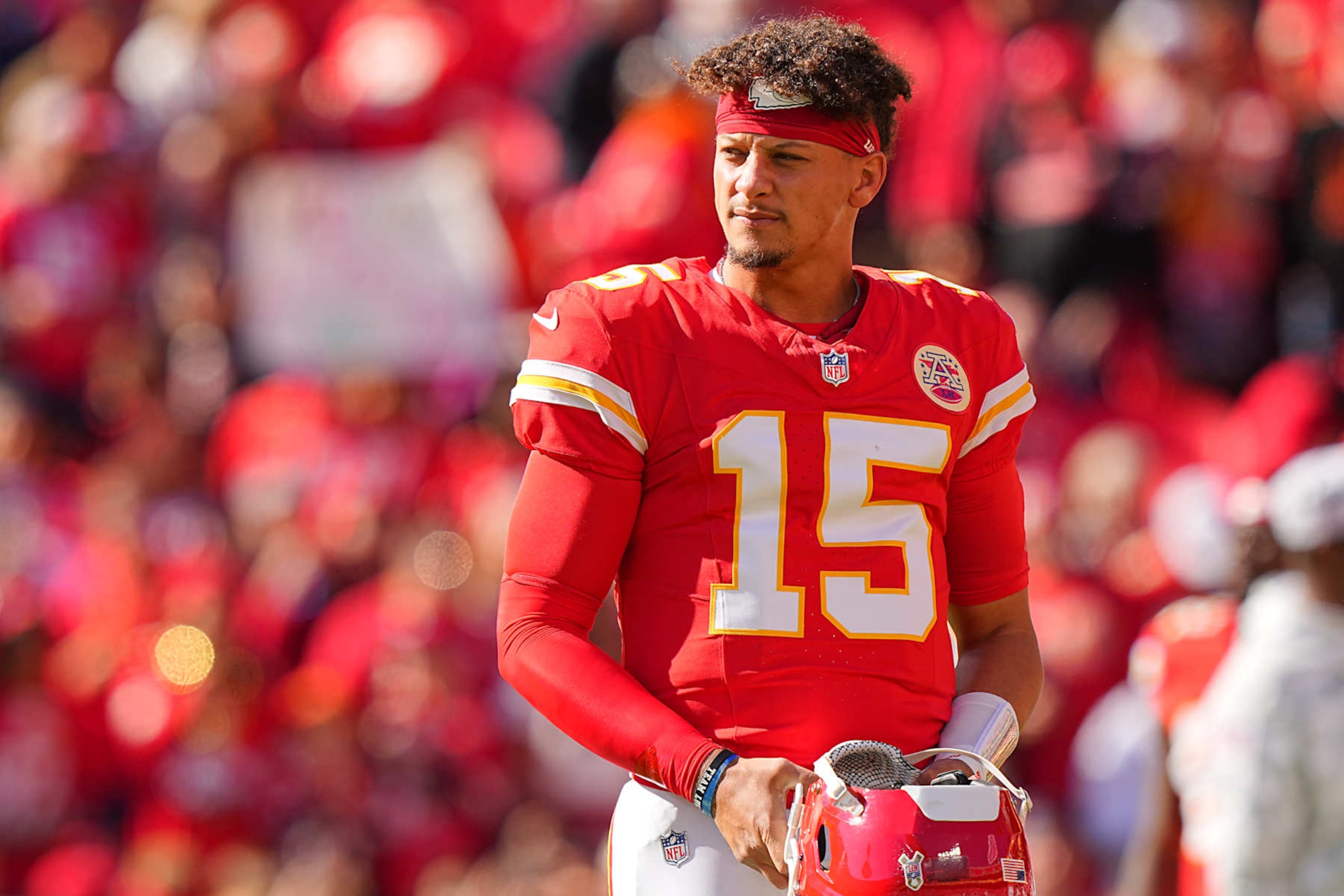 Football: Kansas City Chiefs Patrick Mahomes (15) in action, looks on vs Denver Broncos at Arrowhead Stadium.
Kansas City, MO 11/10/2024
CREDIT: Erick W. Rasco (Photo by Erick W. Rasco/Sports Illustrated via Getty Images)
(Set Number: X164642 TK1) Football: Kansas City Chiefs Patrick Mahomes (15) in action, looks on vs Denver Broncos at Arrowhead Stadium.
Kansas City, MO 11/10/2024
CREDIT: Erick W. Rasco (Photo by Erick W. Rasco/Sports Illustrated via Getty Images)
(Set Number: X164642 TK1)