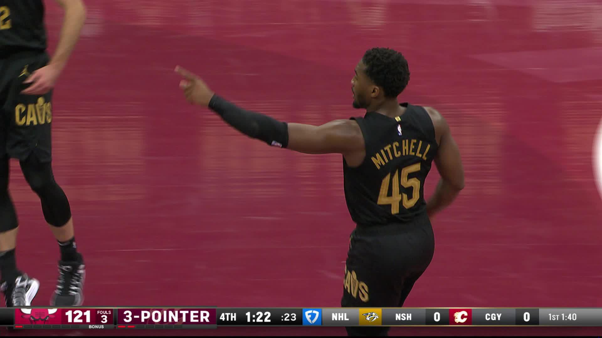 Donovan Mitchell Scores 37 vs. Bulls