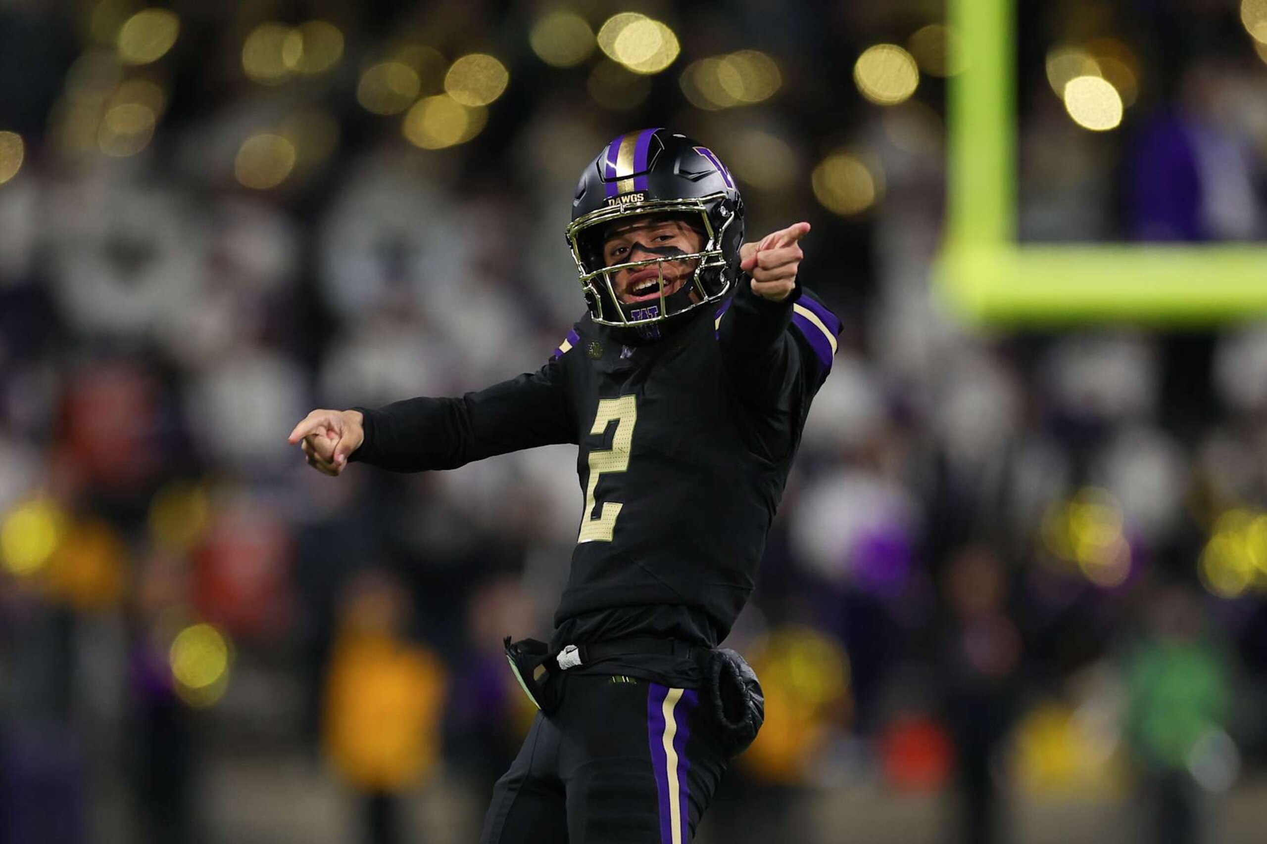 SEATTLE, WASHINGTON - NOVEMBER 15: Demond Williams Jr. #2 of the Washington Huskies gestures during the fourth quarter of the game against the UCLA Bruins at Husky Stadium on November 15, 2024 in Seattle, Washington. The Washington Huskies won 31-19. (Photo by Alika Jenner/Getty Images) SEATTLE, WASHINGTON - NOVEMBER 15: Demond Williams Jr. #2 of the Washington Huskies gestures during the fourth quarter of the game against the UCLA Bruins at Husky Stadium on November 15, 2024 in Seattle, Washington. The Washington Huskies won 31-19. (Photo by Alika Jenner/Getty Images)