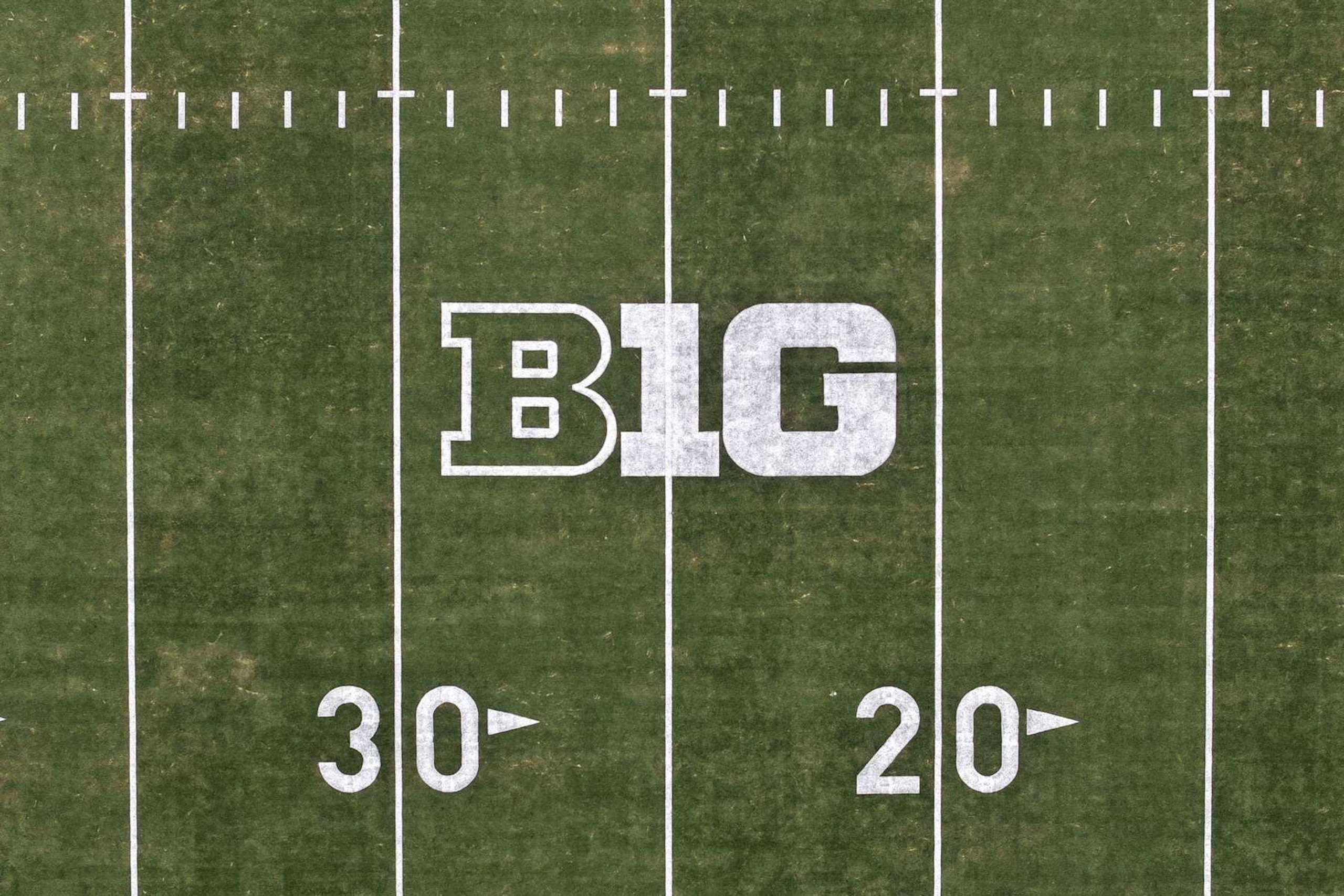 LOS ANGELES, CALIFORNIA - OCTOMBER 24: The Big Ten Conference logo on the football field at the Los Angeles Memorial Coliseum on October 24, 2024 in Los Angeles, California. (Photo by Kirby Lee/Getty Images) LOS ANGELES, CALIFORNIA - OCTOMBER 24: The Big Ten Conference logo on the football field at the Los Angeles Memorial Coliseum on October 24, 2024 in Los Angeles, California. (Photo by Kirby Lee/Getty Images)