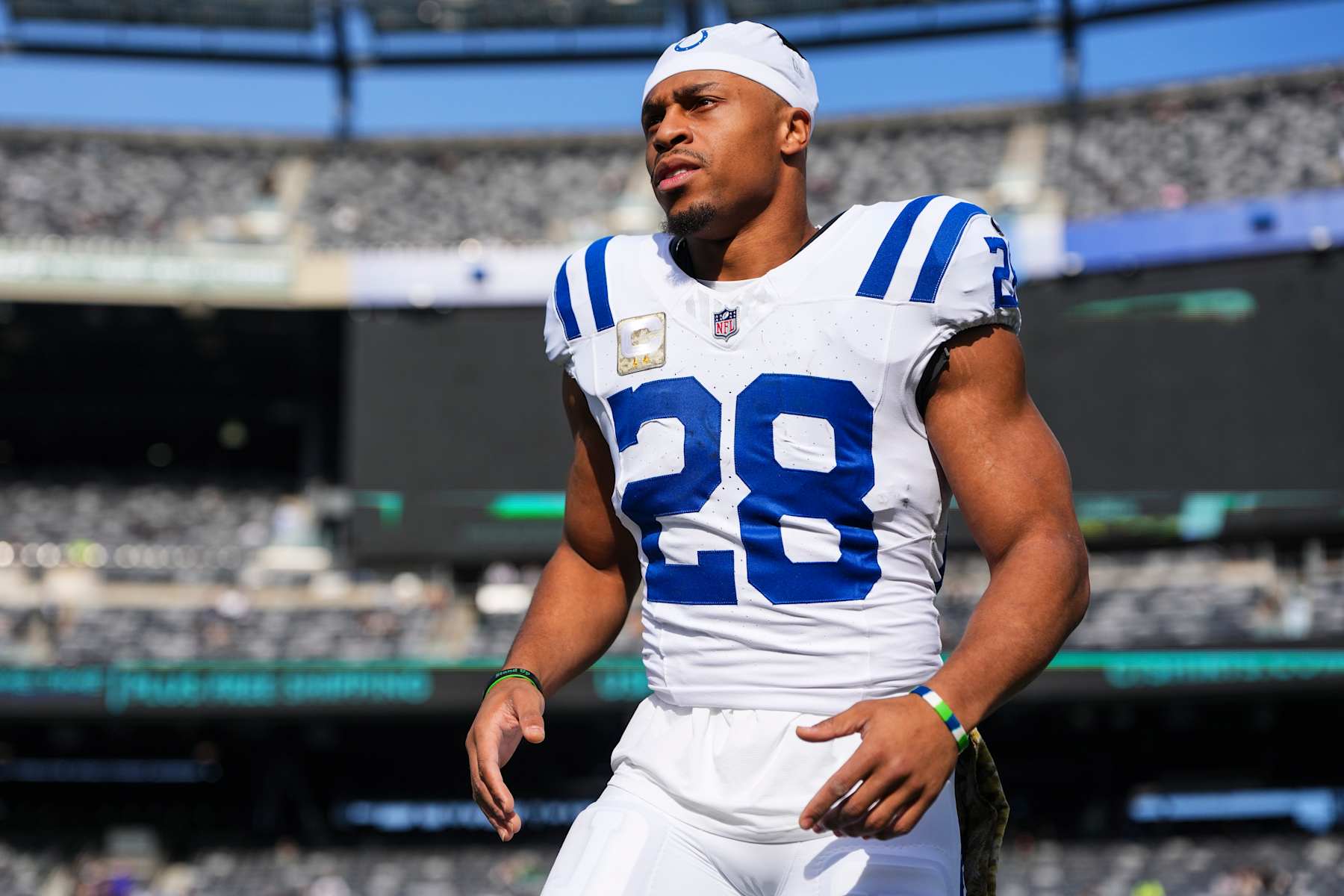 EAST RUTHERFORD, NJ - NOVEMBER 17: Jonathan Taylor #28 of the Indianapolis Colts warms up prior to an NFL football game against the New York Jets at MetLife Stadium on November 17, 2024 in East Rutherford, New Jersey. (Photo by Cooper Neill/Getty Images)