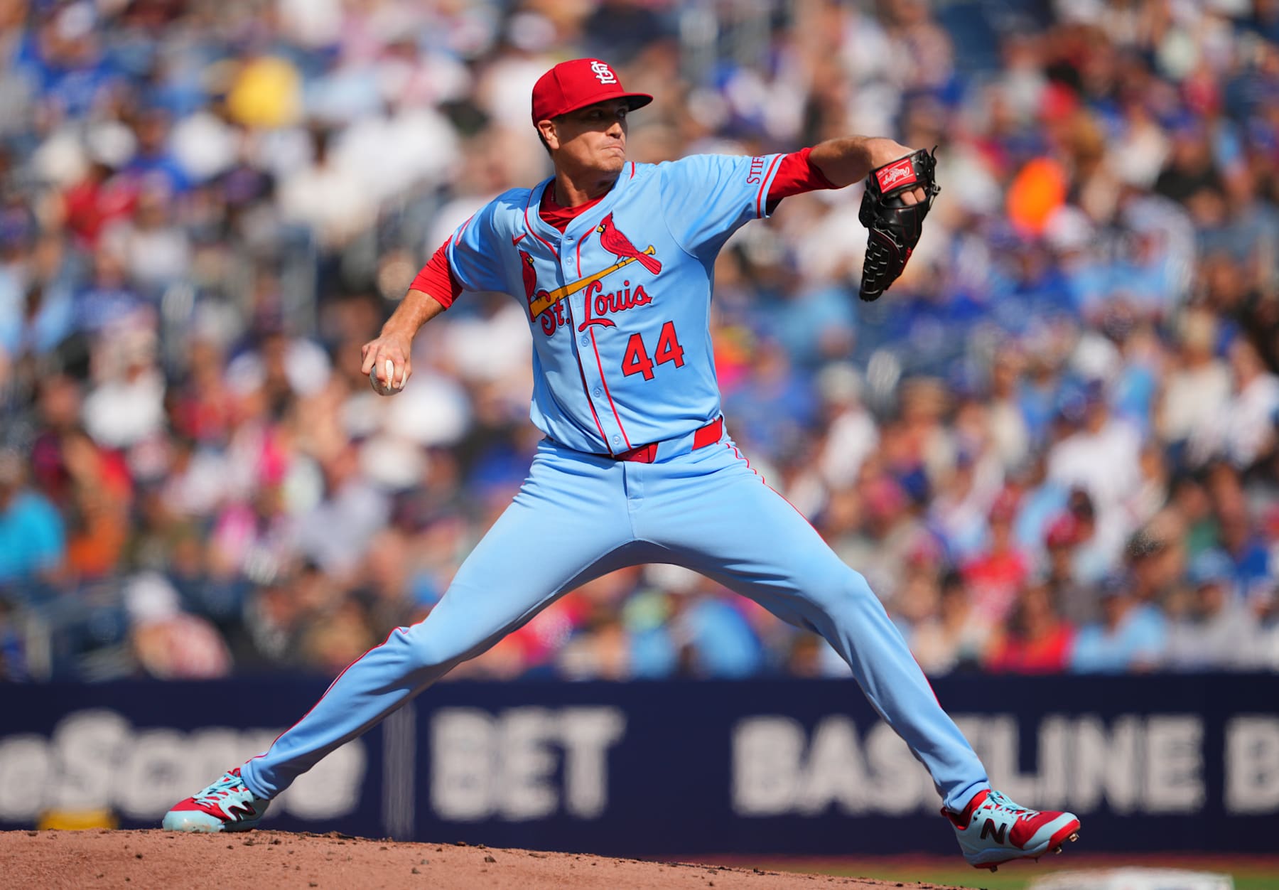 TORONTO, ON - SEPTEMBER 14: Kyle Gibson #44 of the St. Louis Cardinals pitchers against the Toronto Blue Jays during the first inning in their MLB game at the Rogers Centre on September 14, 2024 in Toronto, Ontario, Canada. (Photo by Mark Blinch/Getty Images)