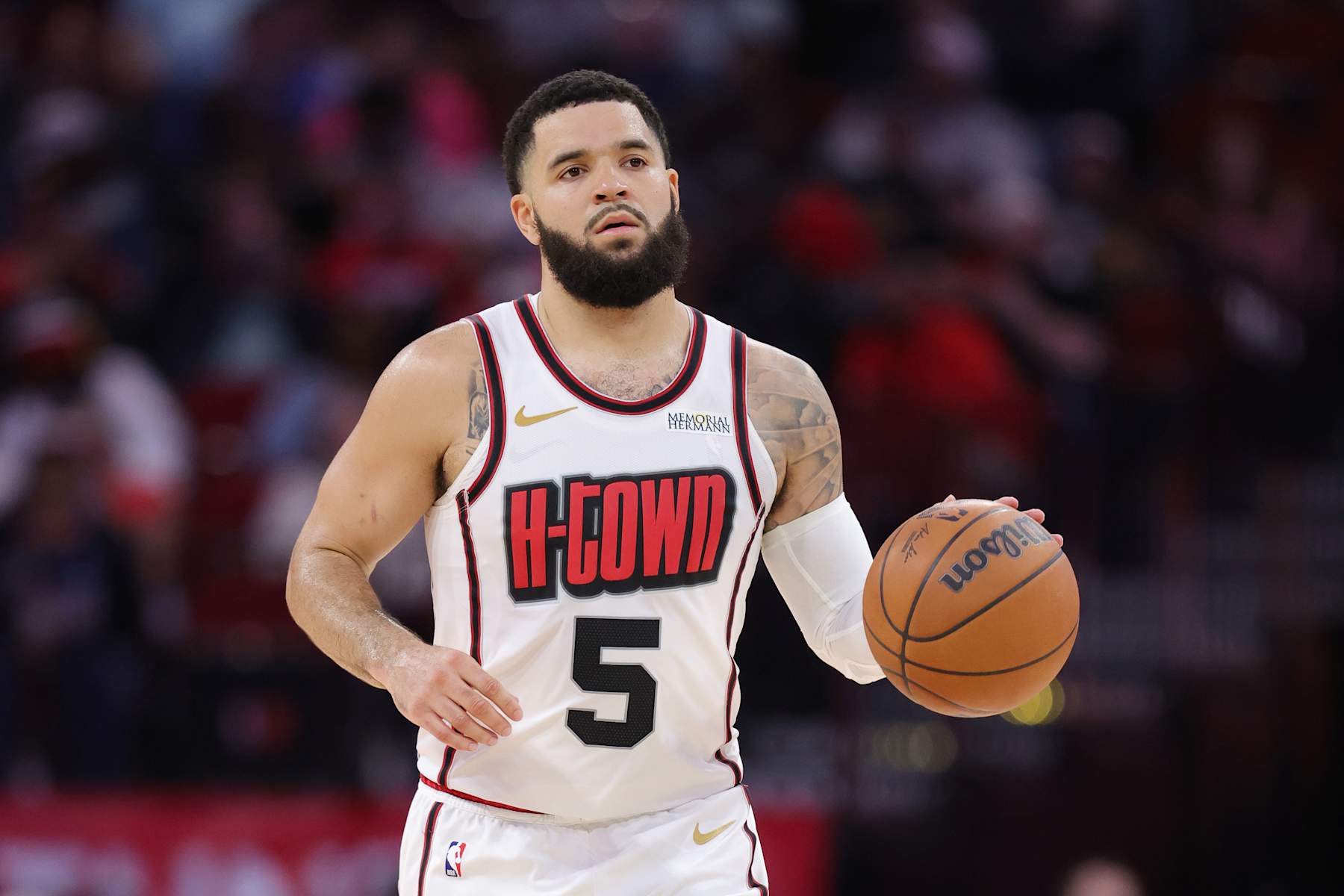HOUSTON, TEXAS - NOVEMBER 20: Fred VanVleet #5 of the Houston Rockets dribbles the ball upcourt against the Indiana Pacers during the second half at Toyota Center on November 20, 2024 in Houston, Texas. NOTE TO USER: User expressly acknowledges and agrees that, by downloading and or using this photograph, User is consenting to the terms and conditions of the Getty Images License Agreement. (Photo by Alex Slitz/Getty Images)