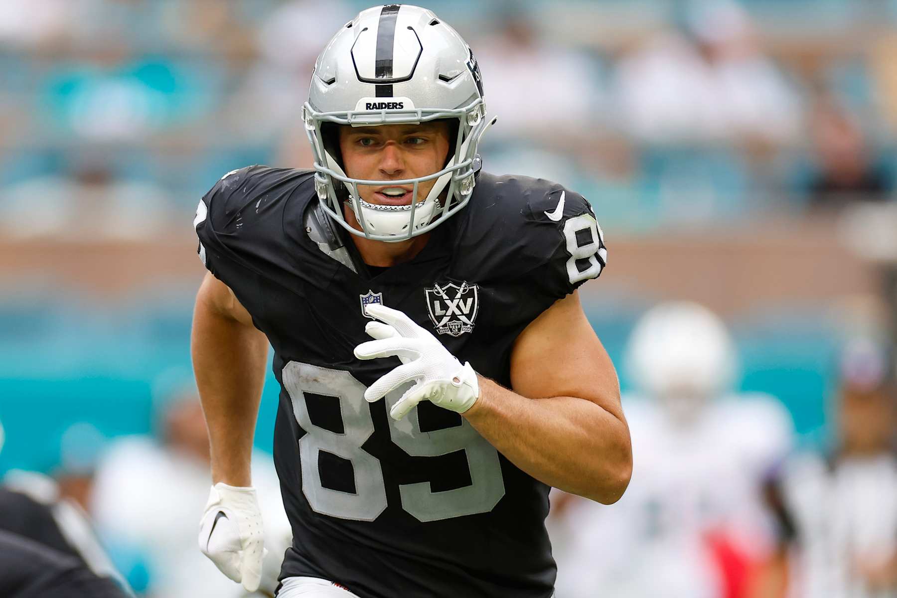 Raiders TE Brock Bowers