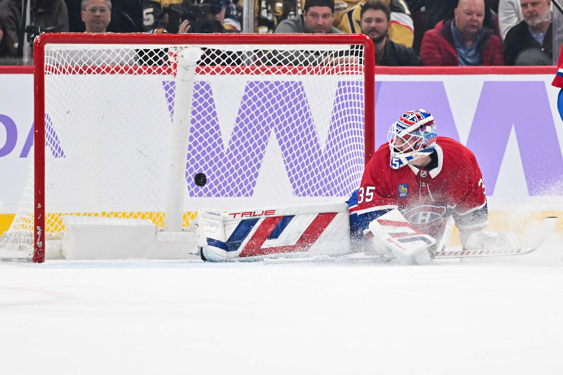 MONTREAL, CANADA - NOVEMBER 23: Goaltender Sam Montembeault #35 of the Montreal Canadiens looks behind him as the puck enters his net during the second period against the Vegas Golden Knights at the Bell Centre on November 23, 2024 in Montreal, Quebec, Canada. (Photo by Minas Panagiotakis/Getty Images)