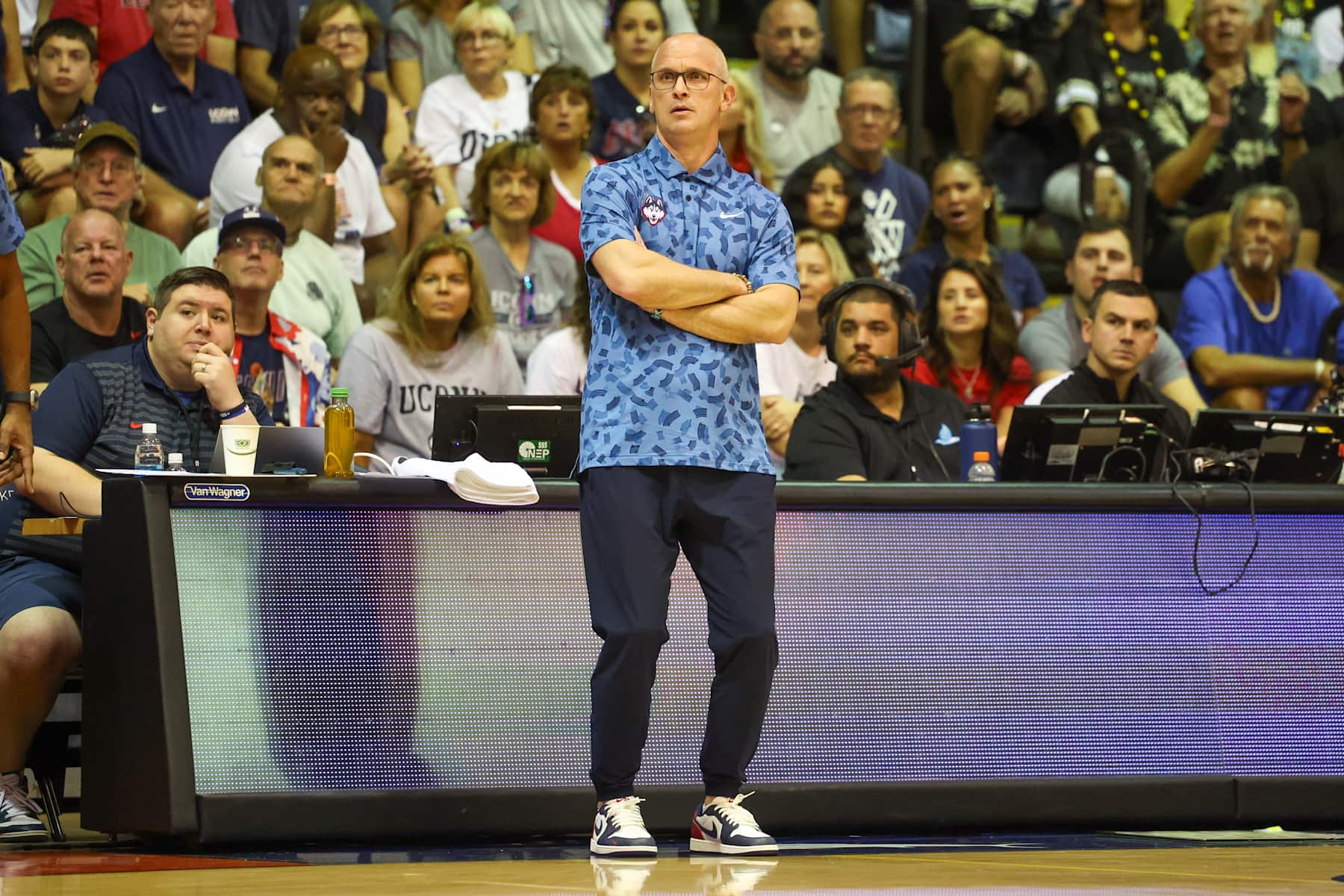 LAHAINA, HAWAII - NOVEMBER 26: Head coach Dan Hurley of the Connecticut Huskies watches the action during the first half of the Maui Invitational against the Colorado Buffaloes at the Lahaina Civic Center on November 26, 2024 in Lahaina, Hawaii. (Photo by Darryl Oumi/Getty Images)
