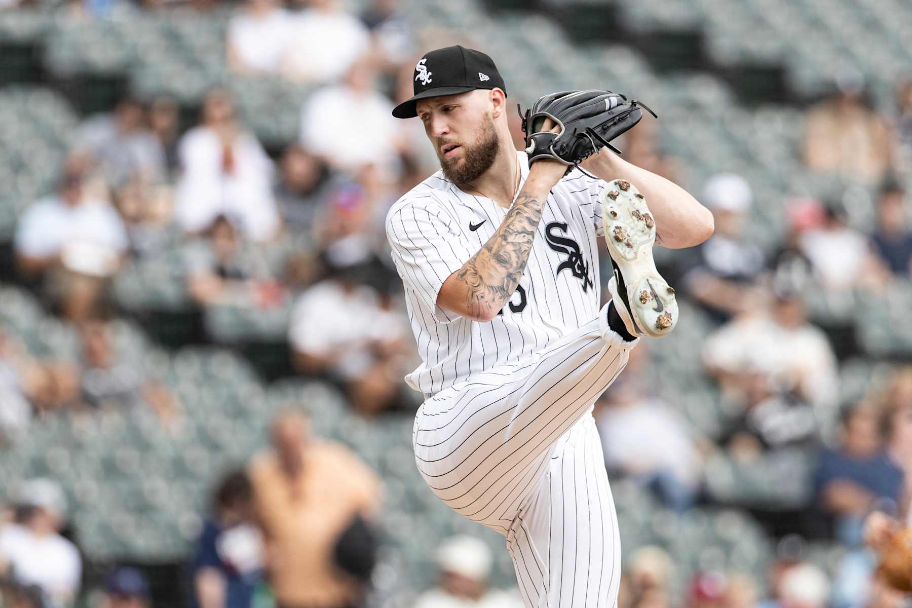 CHICAGO, ILLINOIS - JULY 28: Garrett Crochet #45 of the Chicago White Sox delivers a pitch in the first inning against the Seattle Mariners at Guaranteed Rate Field on July 28, 2024 in Chicago, Illinois. (Photo by Griffin Quinn/Getty Images)