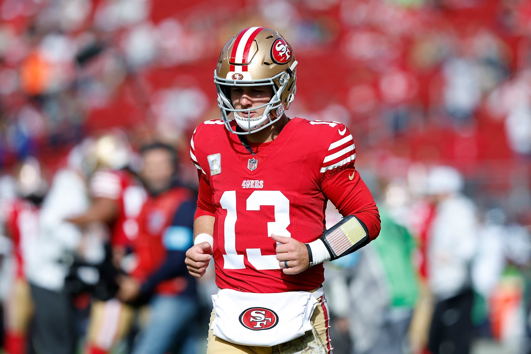 SANTA CLARA, CALIFORNIA - NOVEMBER 17: Brock Purdy #13 of the San Francisco 49ers warms up before the game against the Seattle Seahawks at Levi's Stadium on November 17, 2024 in Santa Clara, California. (Photo by Lachlan Cunningham/Getty Images)