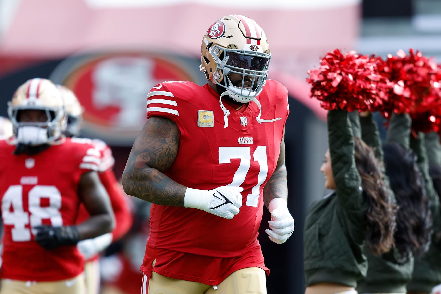 SANTA CLARA, CALIFORNIA - NOVEMBER 17: Trent Williams #71 of the San Francisco 49ers runs onto the field before the game against the Seattle Seahawks at Levi's Stadium on November 17, 2024 in Santa Clara, California. (Photo by Lachlan Cunningham/Getty Images)