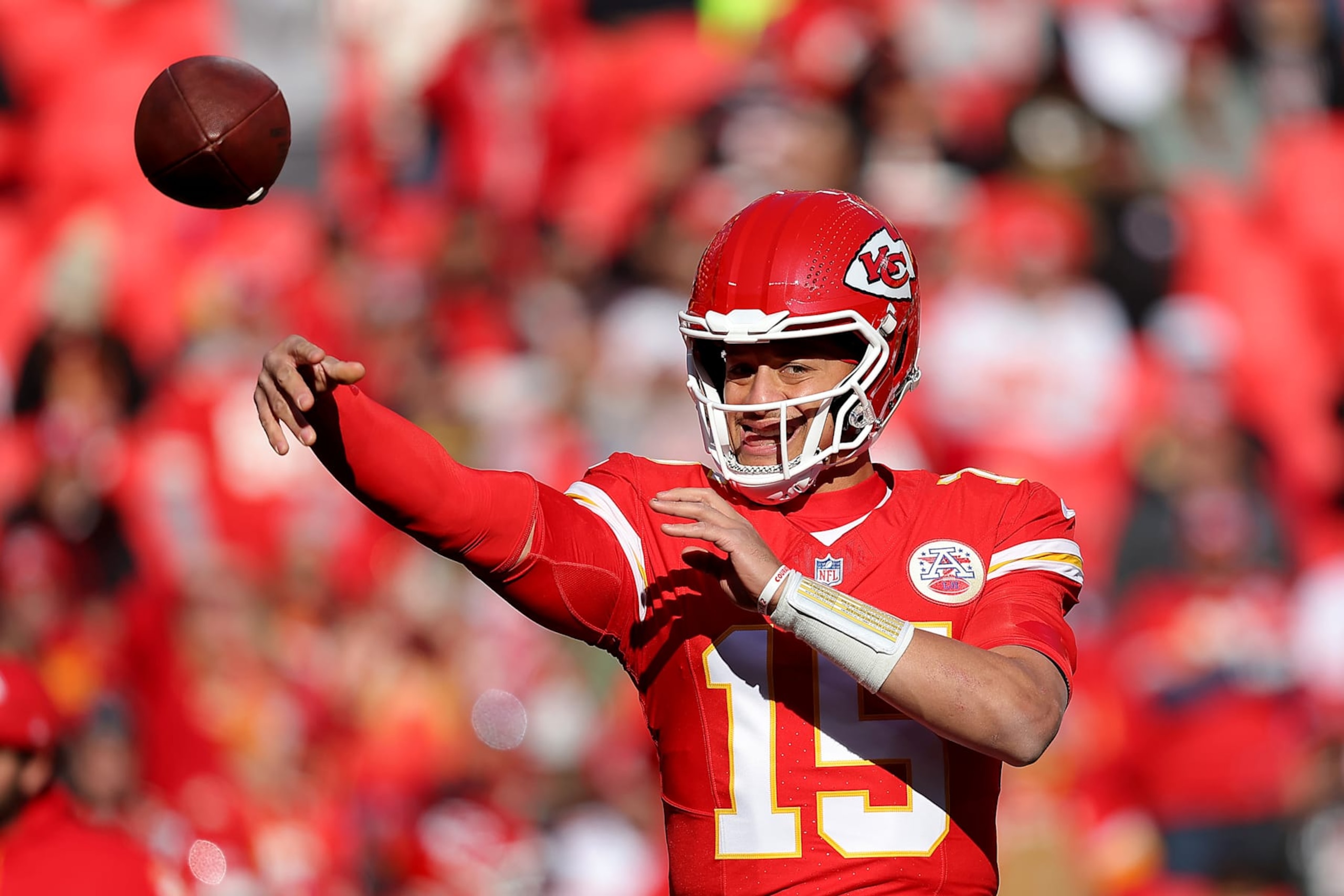 KANSAS CITY, MISSOURI - NOVEMBER 29: Patrick Mahomes #15 of the Kansas City Chiefs warms up prior to the game against the Las Vegas Raiders at GEHA Field at Arrowhead Stadium on November 29, 2024 in Kansas City, Missouri. (Photo by David Eulitt/Getty Images) KANSAS CITY, MISSOURI - NOVEMBER 29: Patrick Mahomes #15 of the Kansas City Chiefs warms up prior to the game against the Las Vegas Raiders at GEHA Field at Arrowhead Stadium on November 29, 2024 in Kansas City, Missouri. (Photo by David Eulitt/Getty Images)