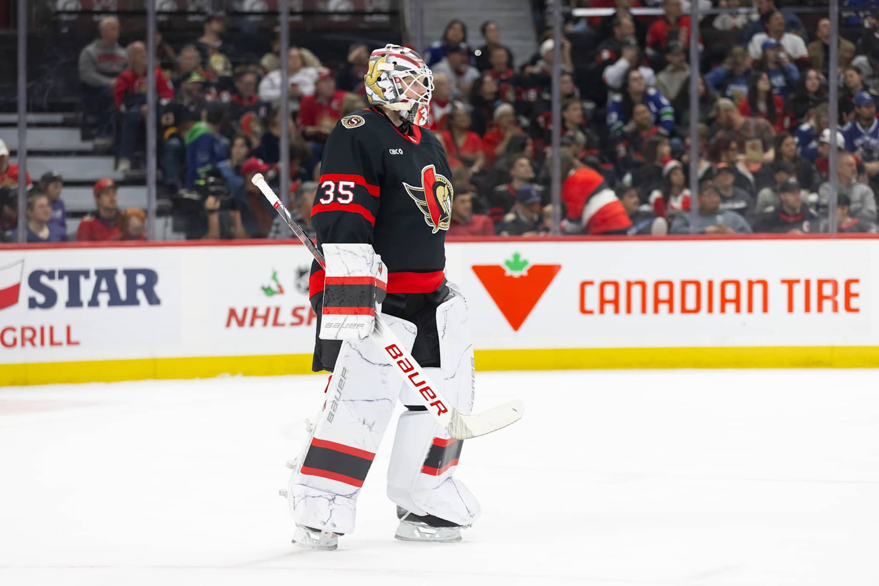 OTTAWA, ON - NOVEMBER 23: Ottawa Senators Goalie Linus Ullmark (35) after a whistle during second period National Hockey League action between the Vancouver Canucks and Ottawa Senators on November 23, 2024, at Canadian Tire Centre in Ottawa, ON, Canada. (Photo by Richard A. Whittaker/Icon Sportswire via Getty Images)