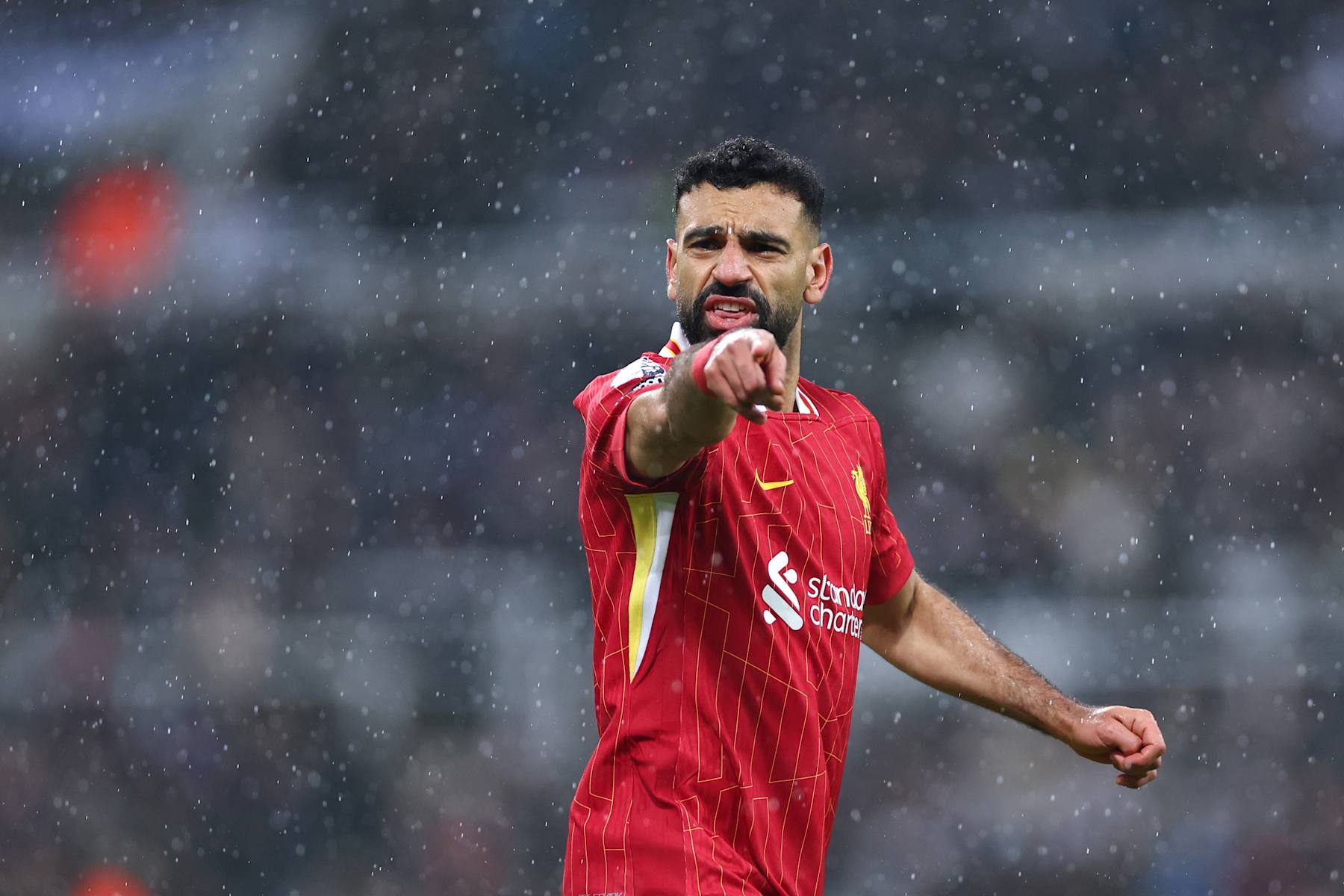 NEWCASTLE UPON TYNE, ENGLAND - DECEMBER 4: Mohamed Salah of Liverpool during the Premier League match between Newcastle United FC and Liverpool FC at St James' Park on December 4, 2024 in Newcastle upon Tyne, England. (Photo by Robbie Jay Barratt - AMA/Getty Images)